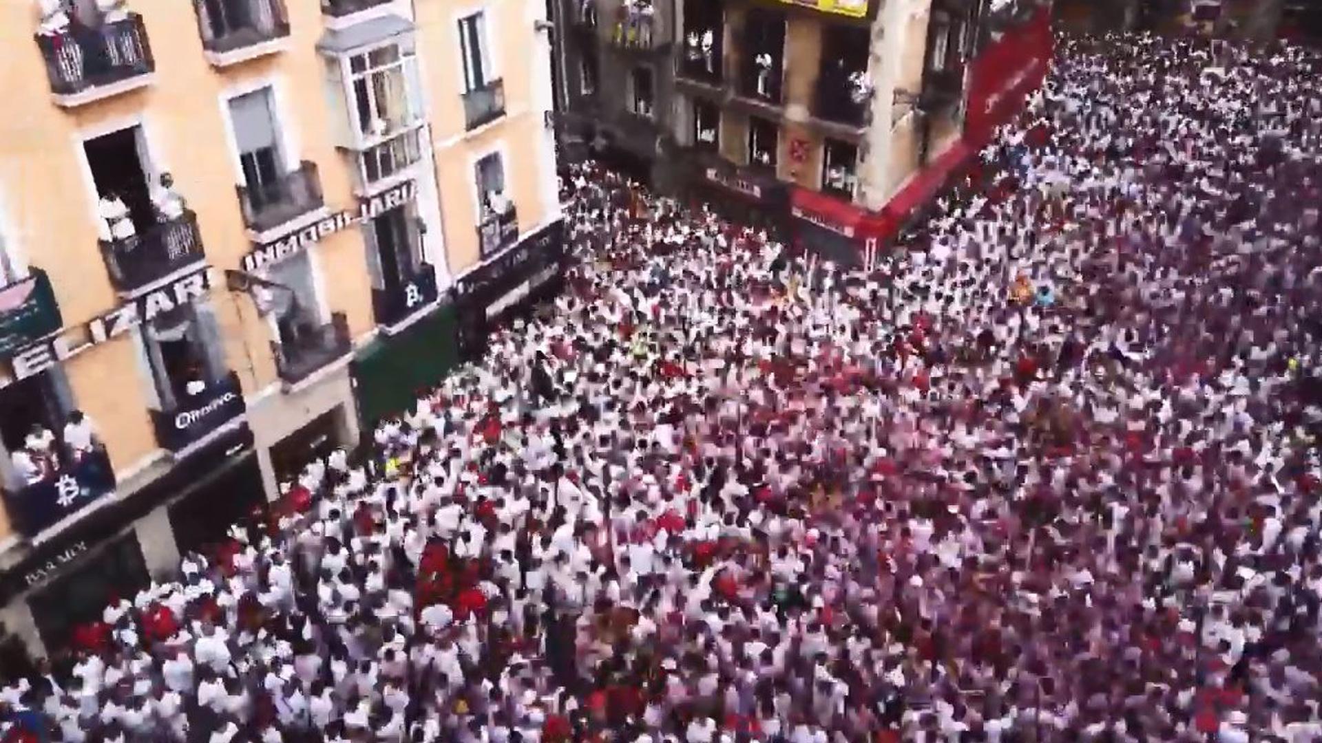 Timelapse de la Plaza Consistorial durante el Chupinazo