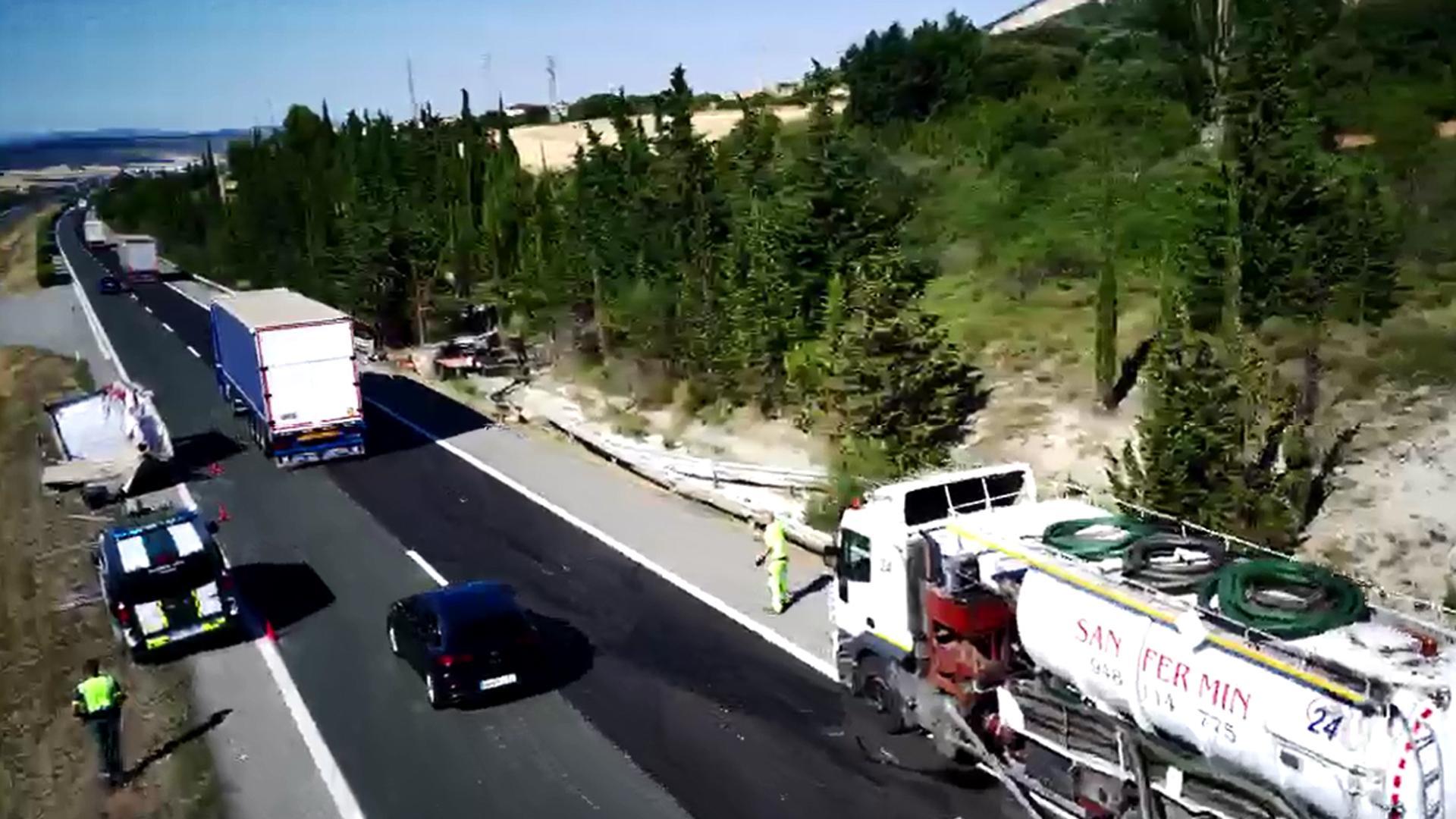 El accidente ha tenido lugar en el punto kilométrico 75 de la AP-15