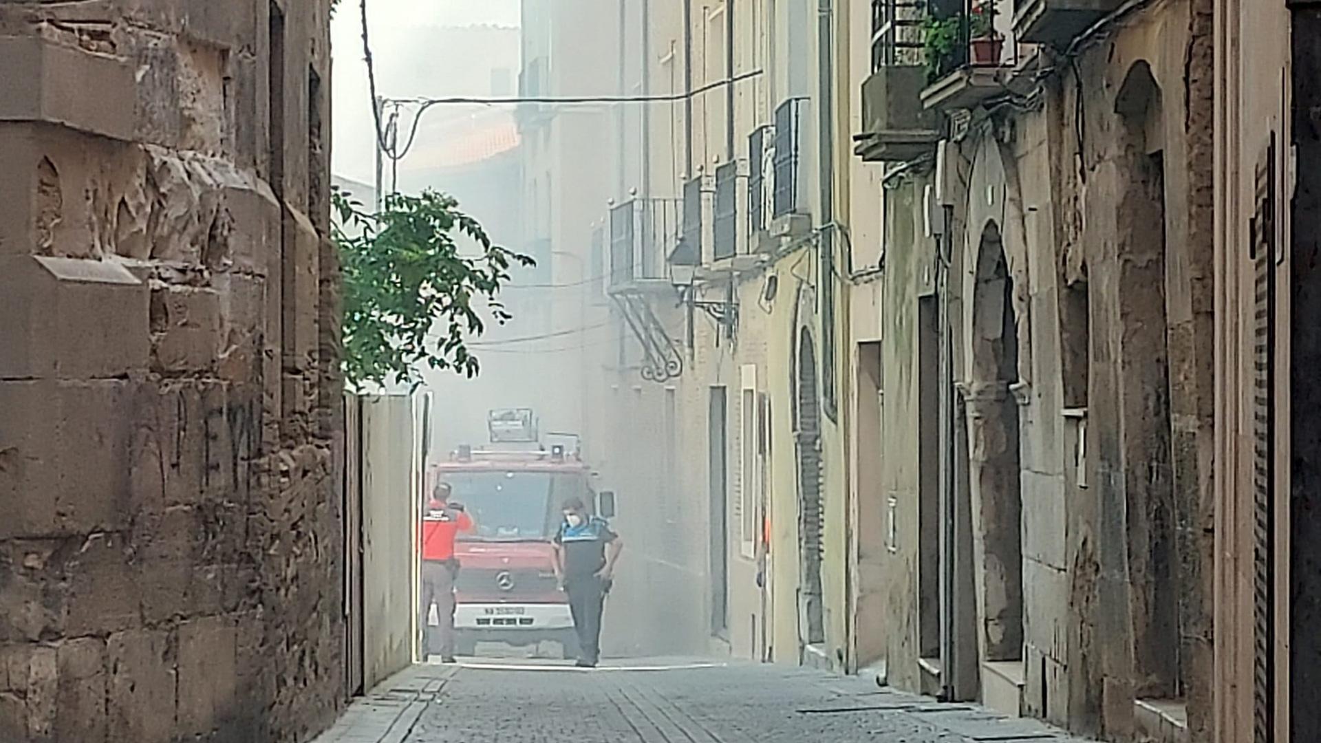 Incendio en una vivienda de la calle Portal de Tudela