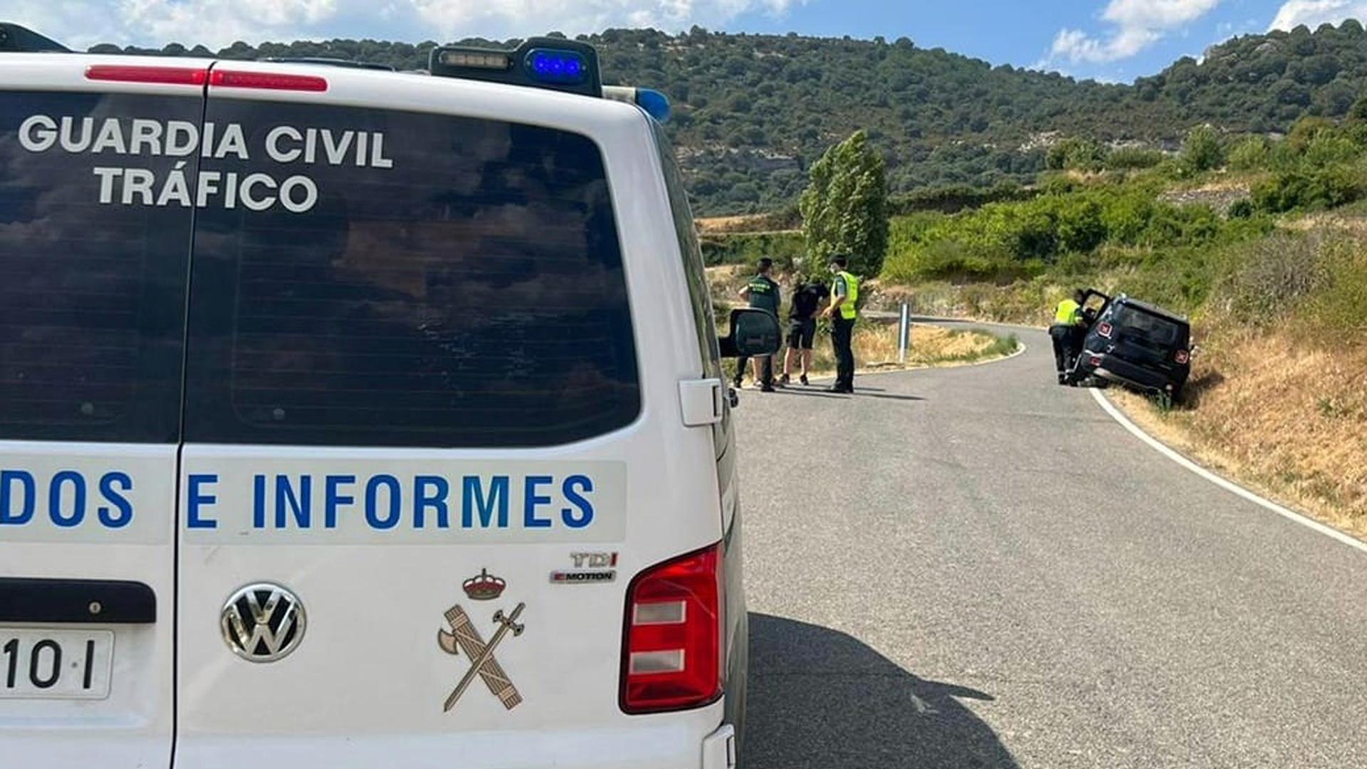 Salida de vía de un turismo en Iturgoyen
