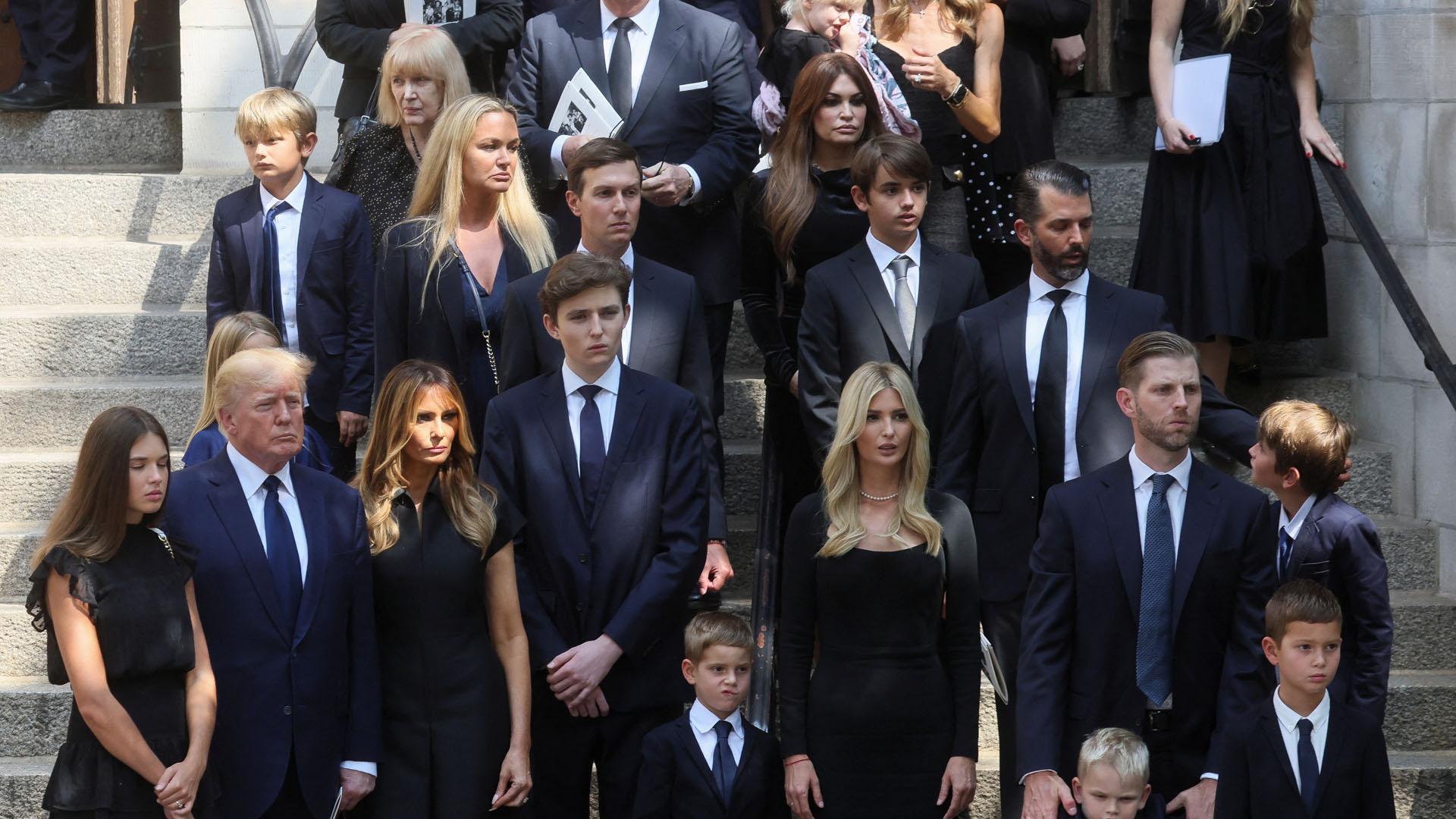 La familia Trump, unida en el funeral de Ivana