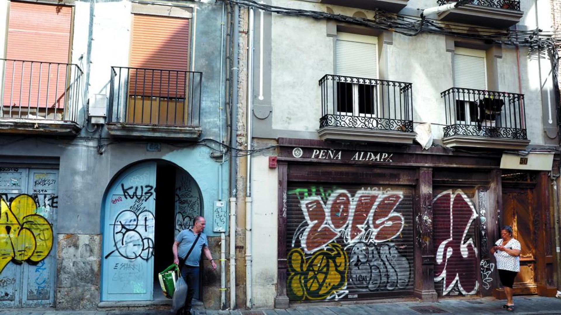 El Casco Viejo, una de las zonas más problemáticas donde más pintadas de este estilo se registran