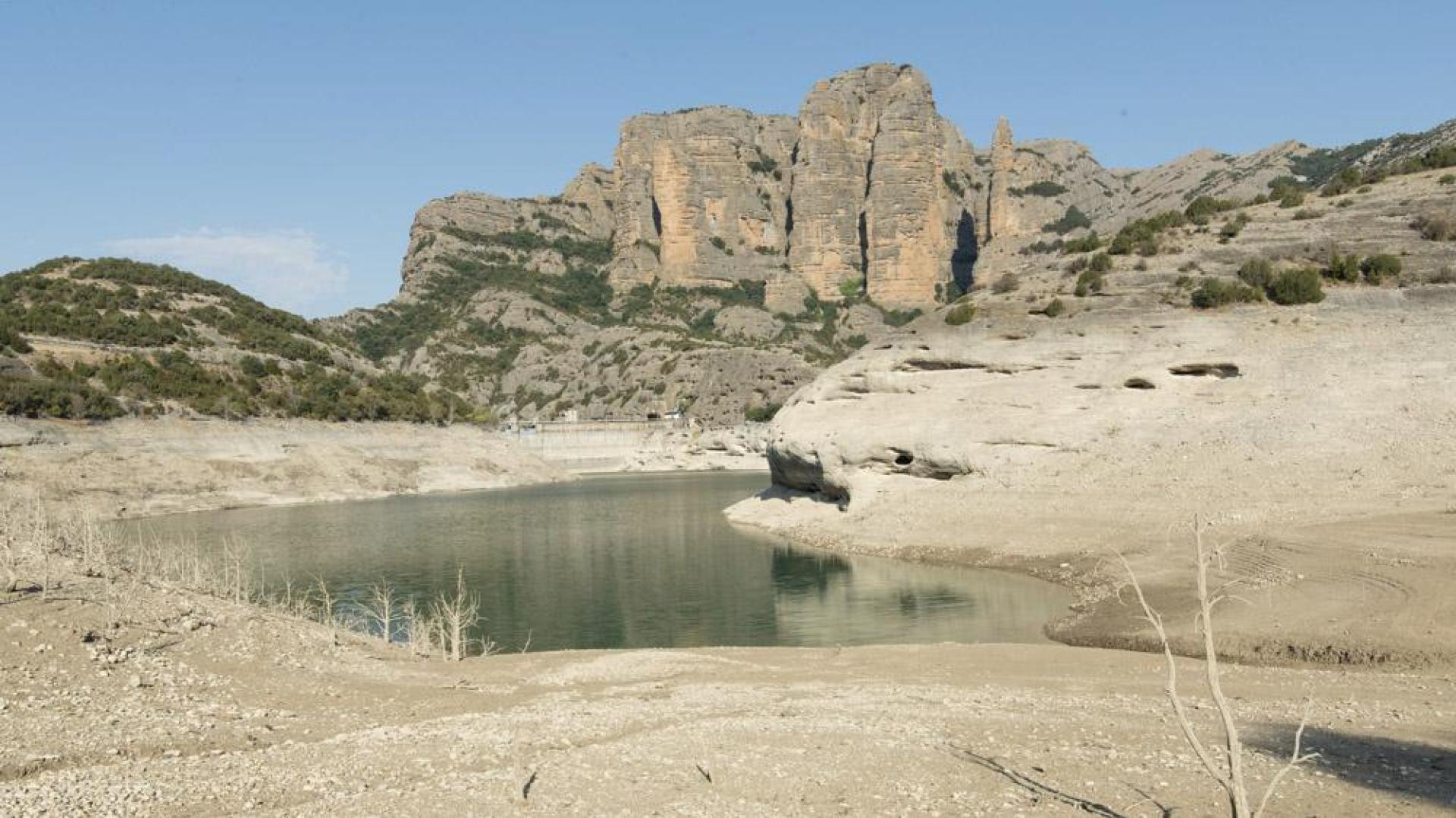Nivel este miércoles del pantano de Vadiello, principal fuente de suministro de agua de Huesca, que se encuentra al 28%