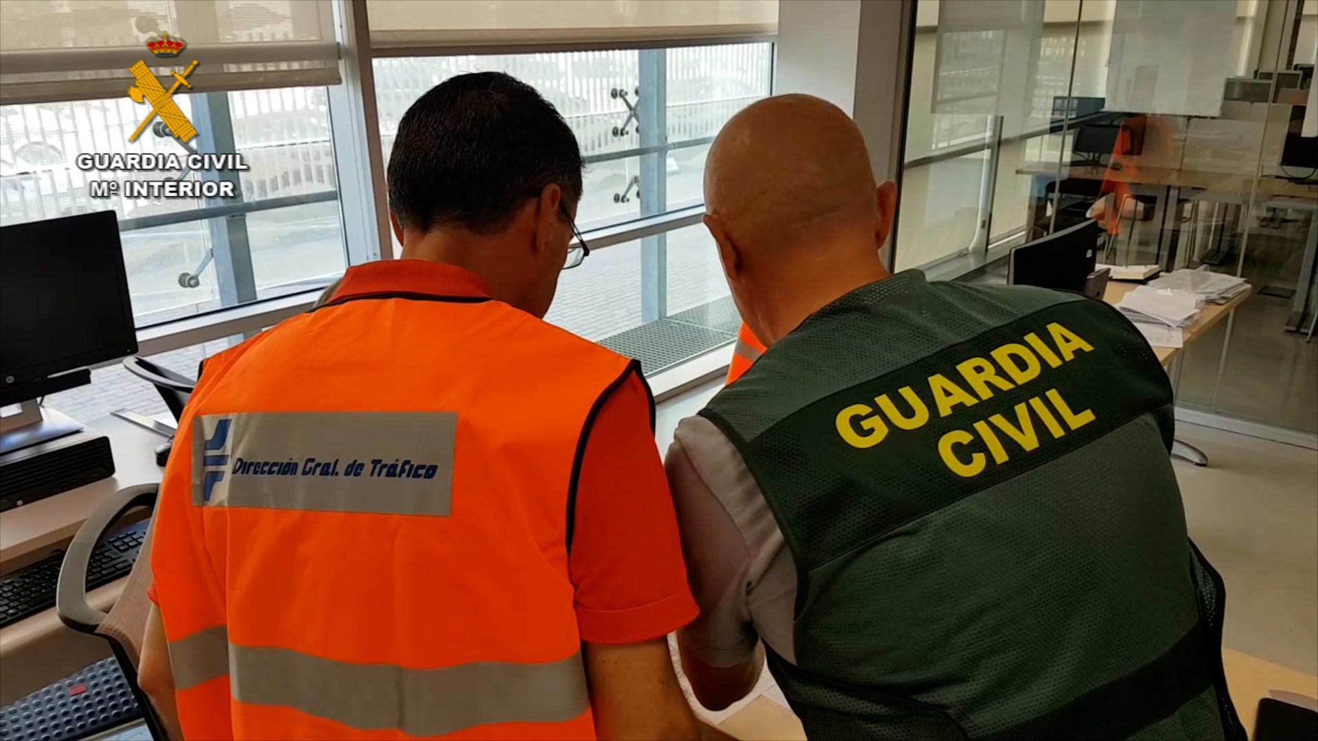 La Guardia Civil investiga a 92 personas por falsificación de documentos relacionados con denuncias de tráfico