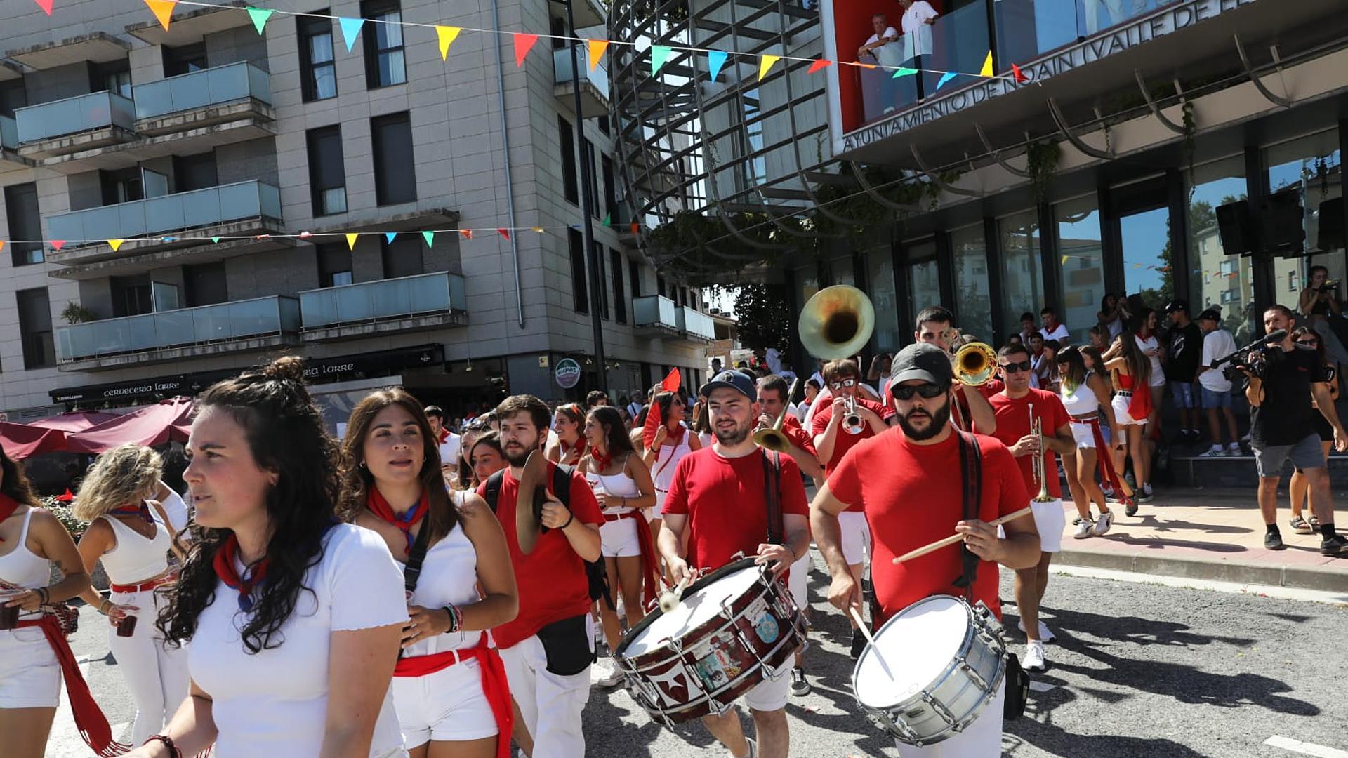 Cohete del inicio de las fiestas 2022 en Noáin