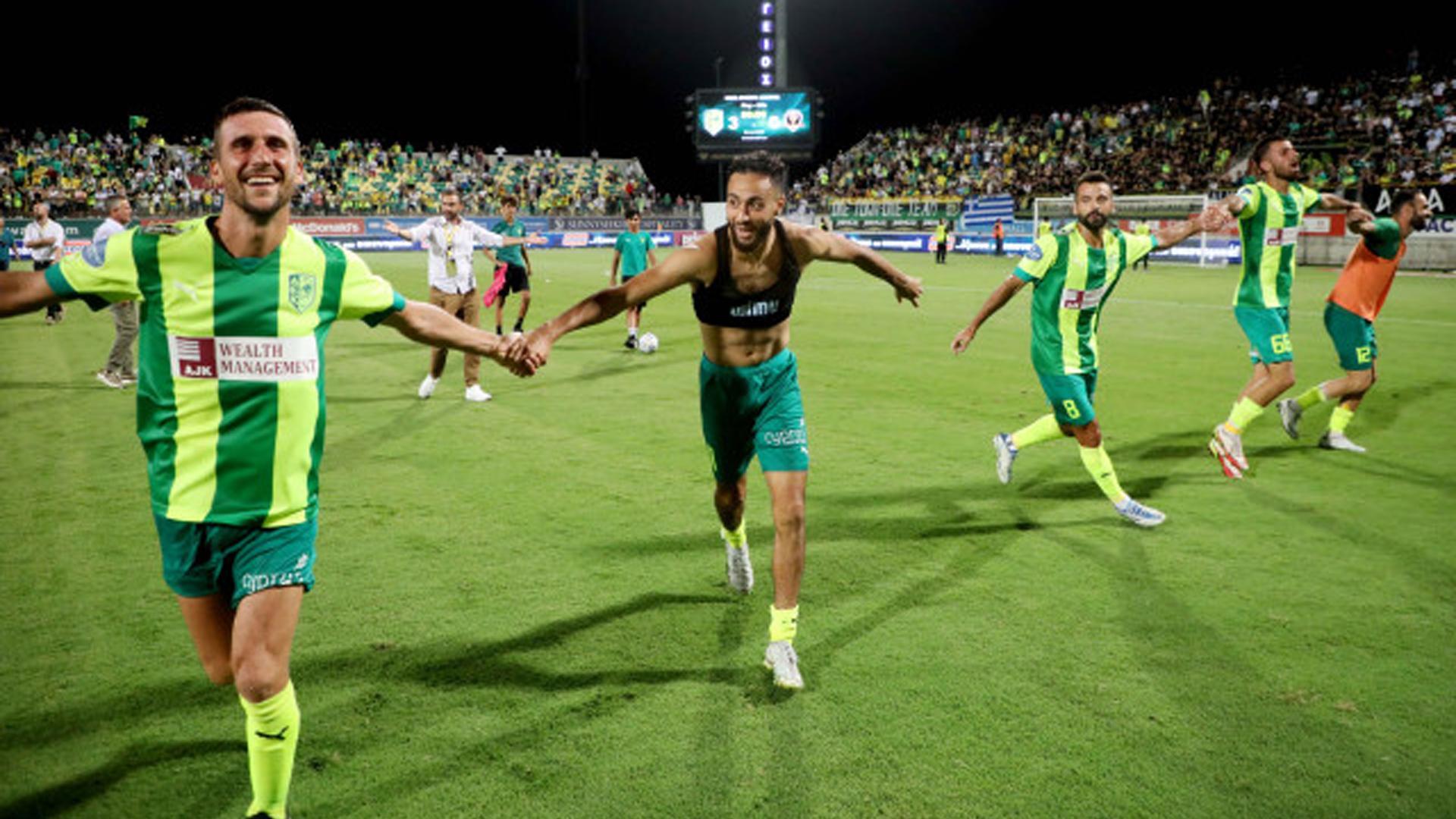 Oier Sanjurjo, durante la celebración del pase a la fase de grupos de la Europa League