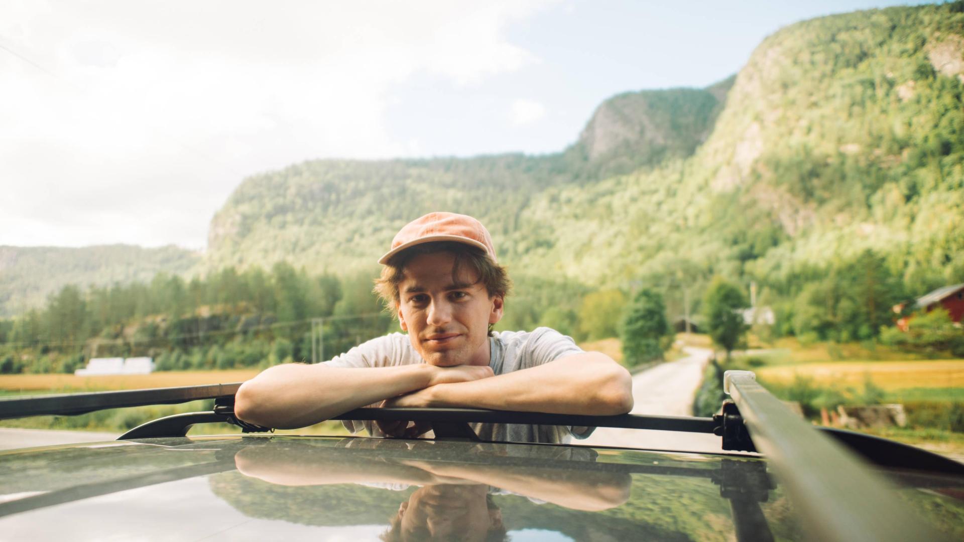 Fabio Purroy en una imagen con los montes de la región de Telemark a su espalda