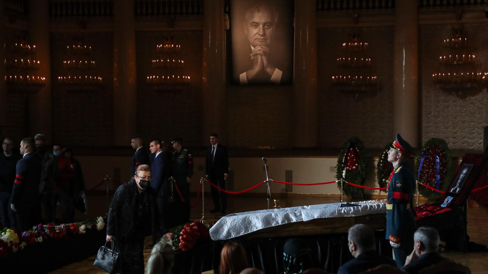 Funeral de Mijaíl Gorbachov en la histórica Sala de las Columnas de la Casa de los Sindicatos en Moscú