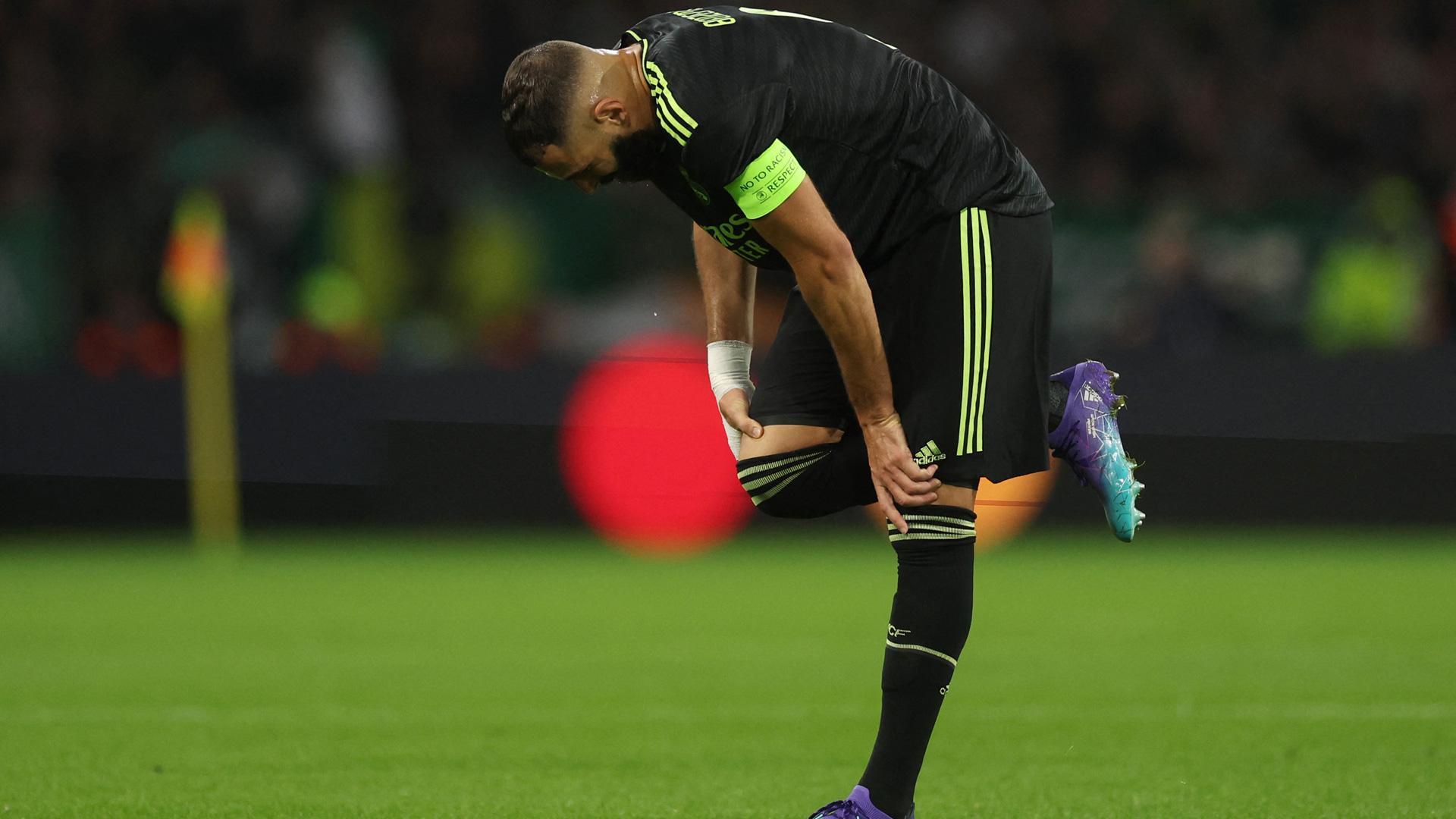 Benzema se duele de una lesión en el partido de Champions que enfrentó a Real Madrid y Celtic