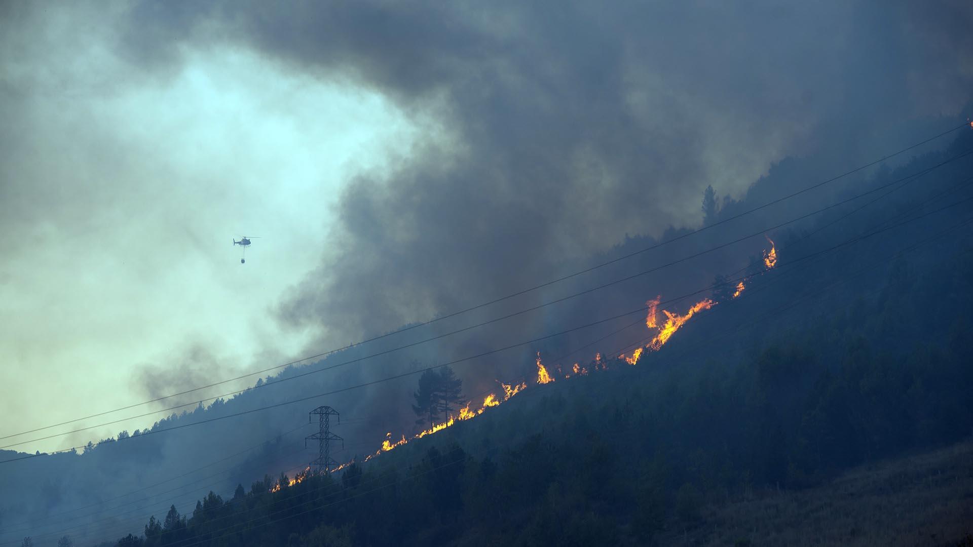 Fotos del incendio en el monte Ezkaba. /