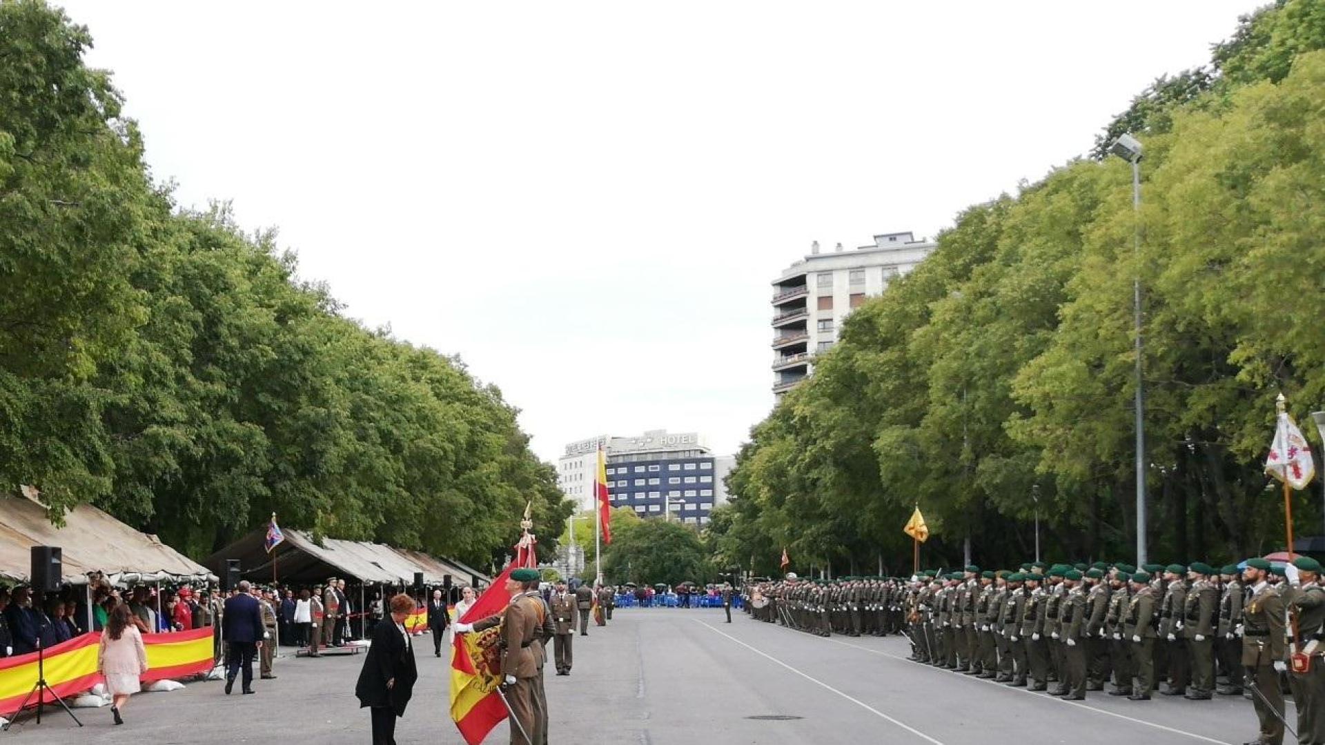 Acto de jura de bandera para personal civil en el parque Antoniutti de Pamplona.
EUROPA PRESS
24/09/2022