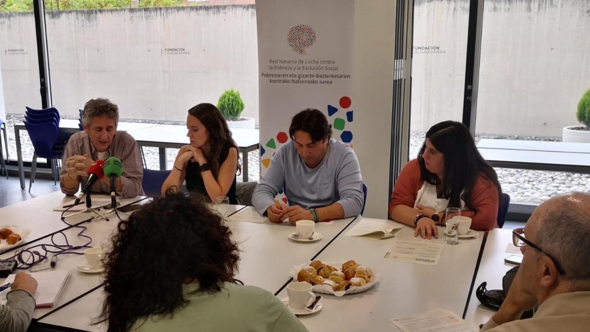Rueda de prensa de representantes de la Red Navarra de Lucha contra la Pobreza y la Exclusión Social
