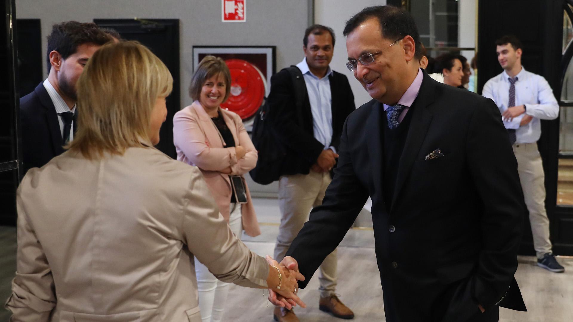 El embajador de India, Dinesh Patnaik, en el encuentro empresarial celebrado en el hotel Tres Reyes