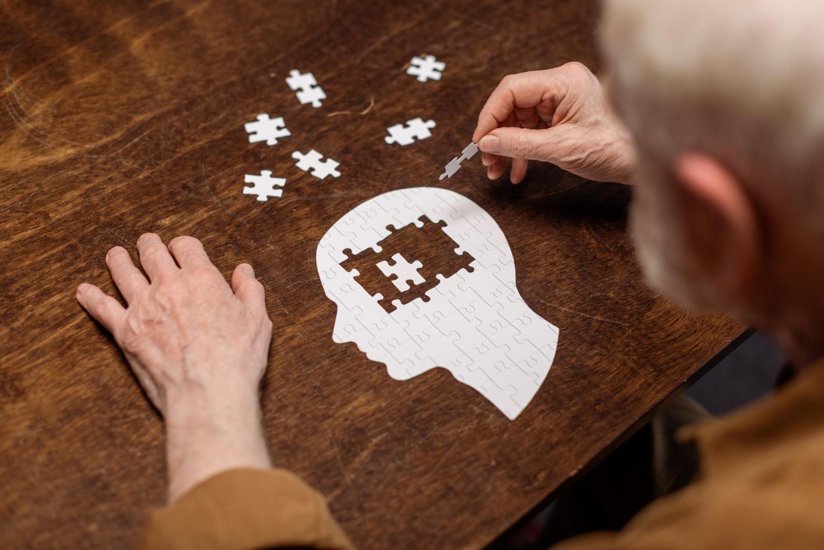 Tras jugar a juegos de mesa, personas de edad avanzada mejoraron su memoria a corto plazo, inhibición, flexibilidad y fluidez verbal