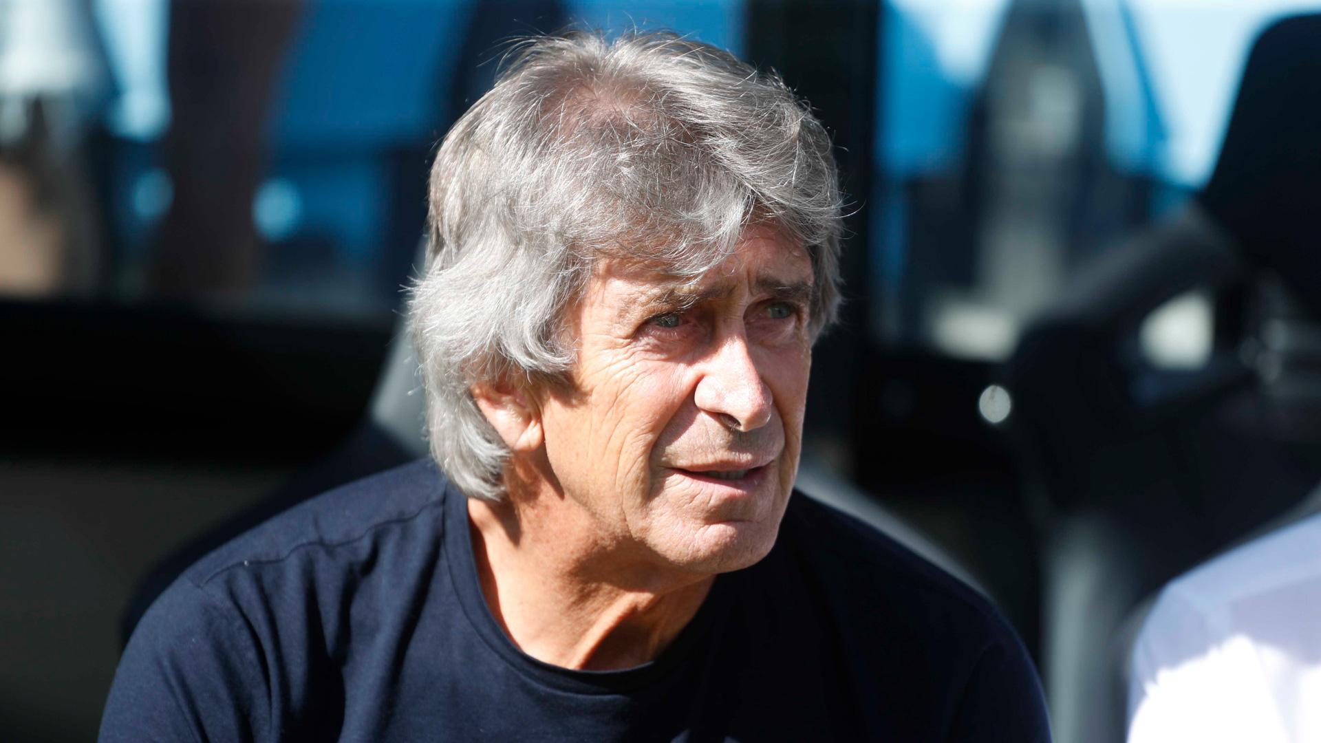 El entrenador del Real Betis, Manuel Pellegrini, durante un partido ante el Celta de Vigo