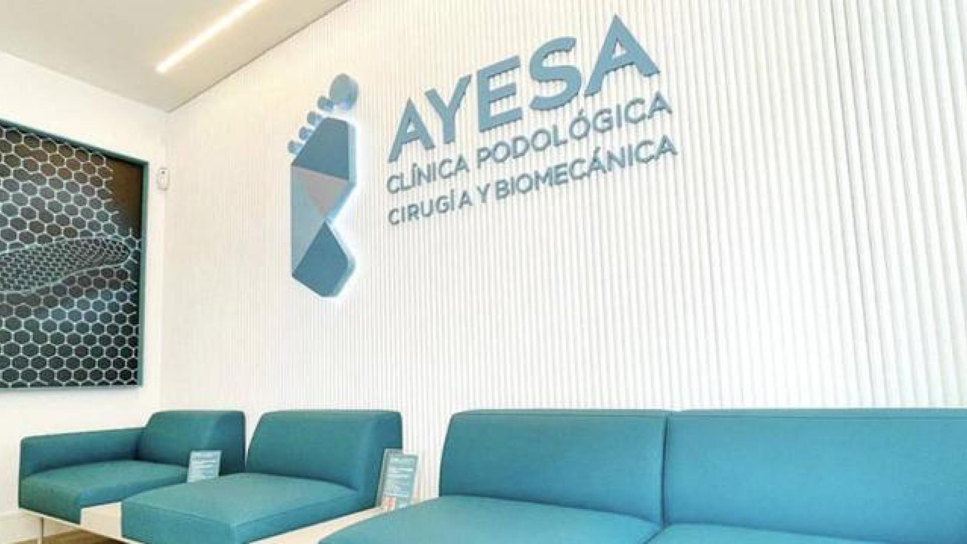 Recepción de Clínica Podológica Ayesa