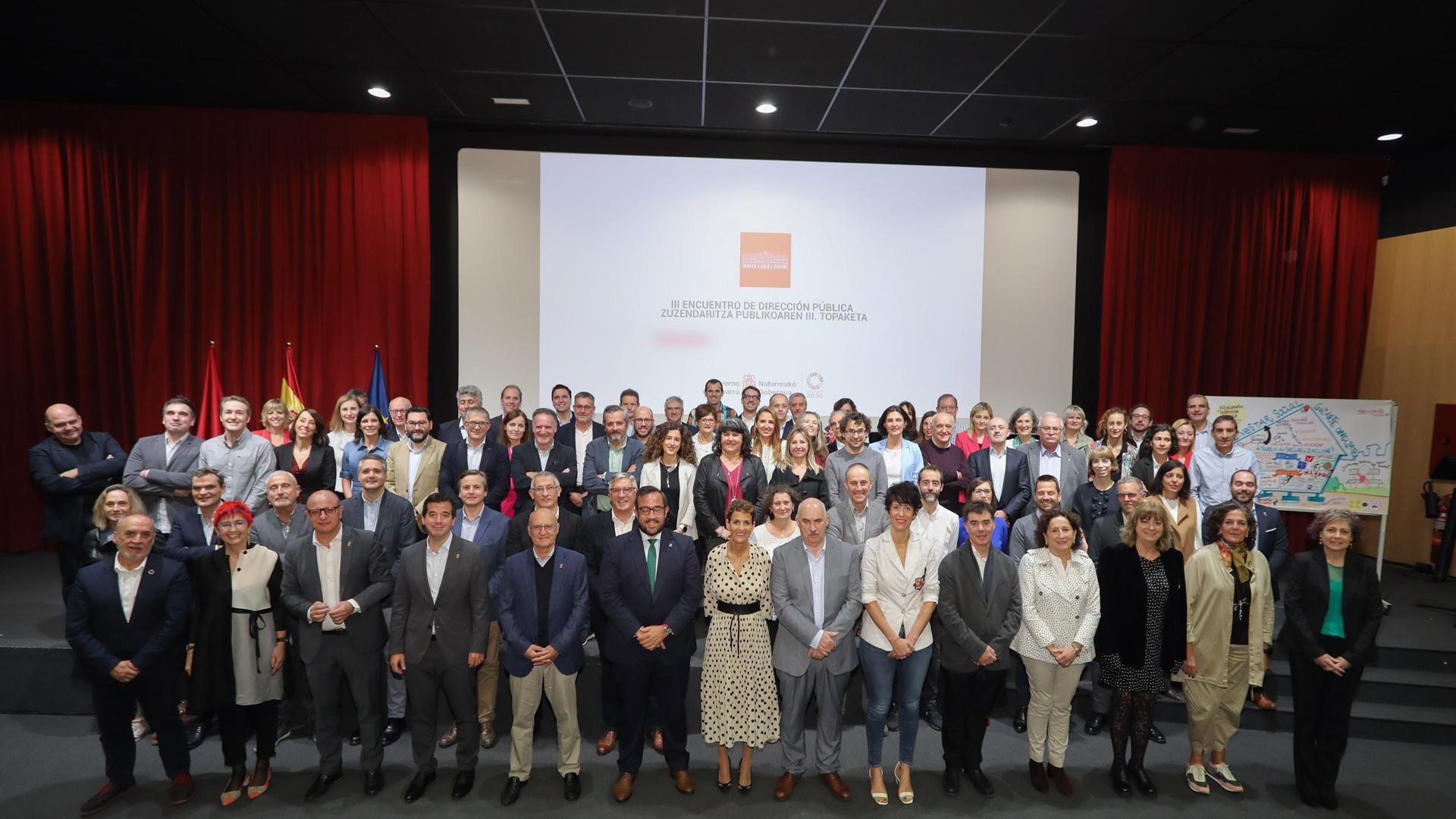 Foto de los participantes en el tercer Encuentro de Dirección Pública del Gobierno, celebrado este viernes en la Biblioteca de Navarra