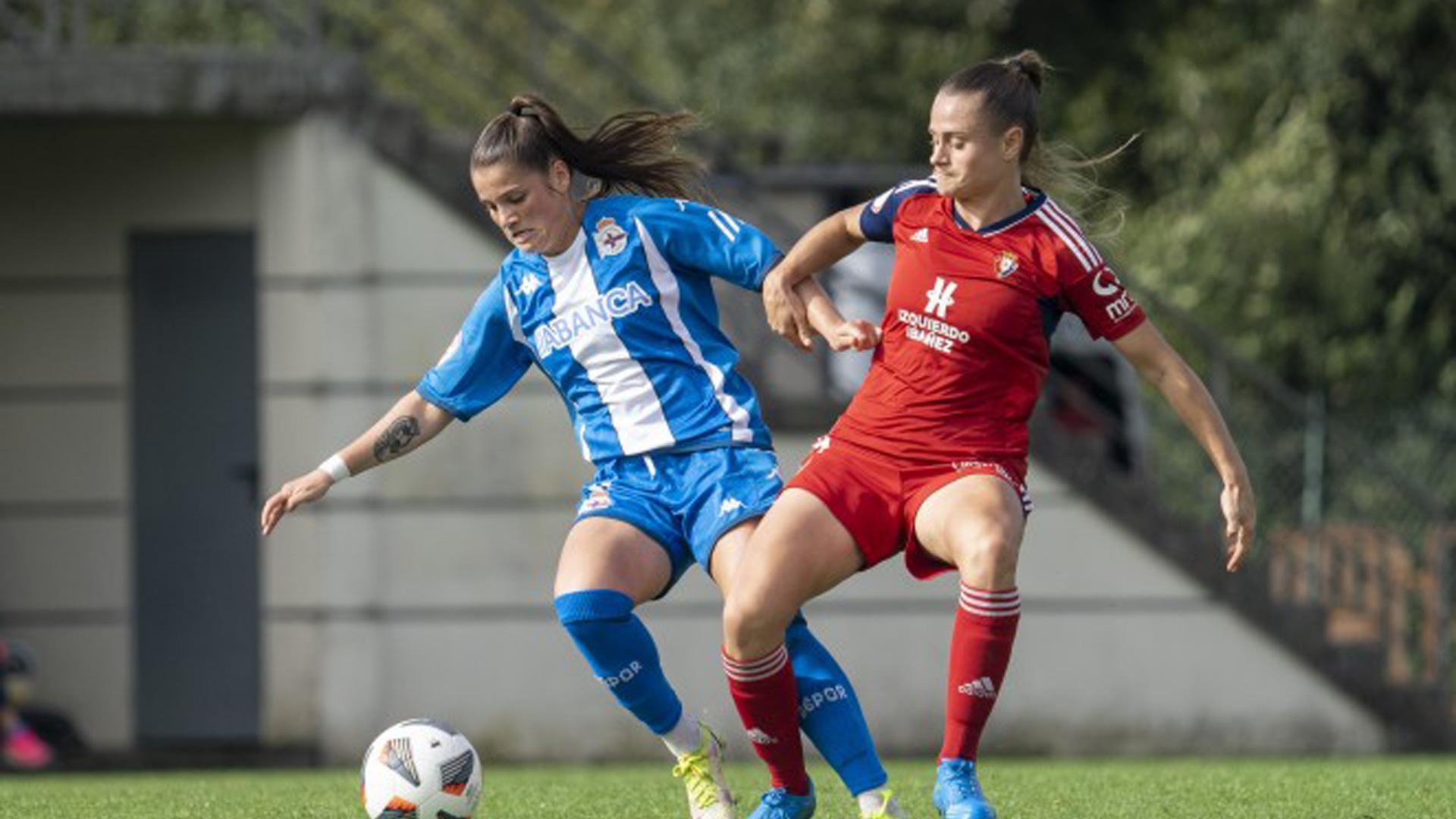 Instante del duelo entre Osasuna y Deportivo Femenino