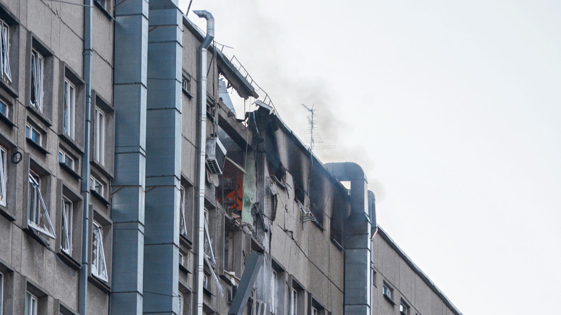 Un edificio de Kiev, dañado por el ataque con un dron kamikaze
