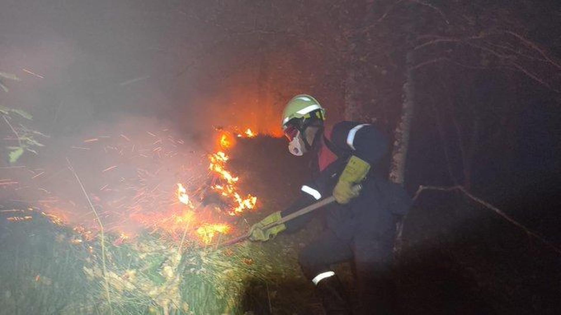Incendio en una zona de monte bajo en Uharte Arakil
