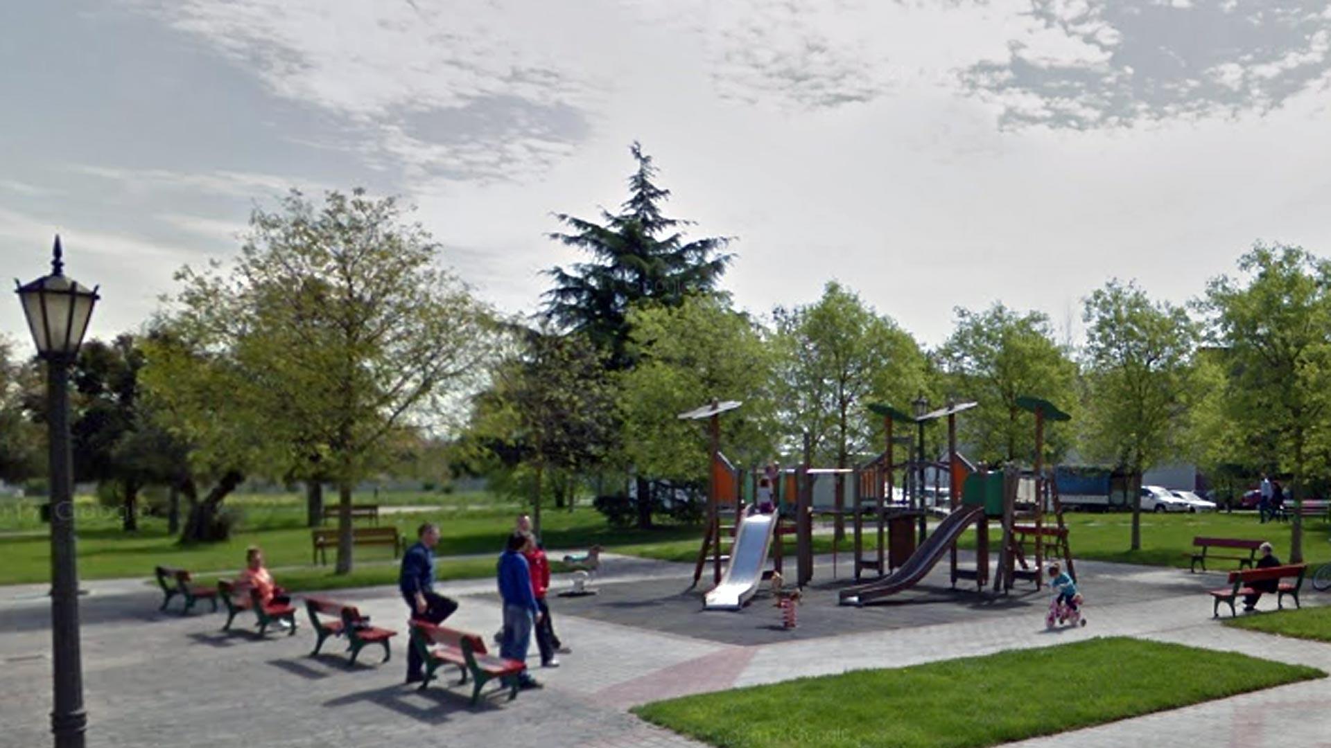 Parque infantil del Grupo Urdánoz