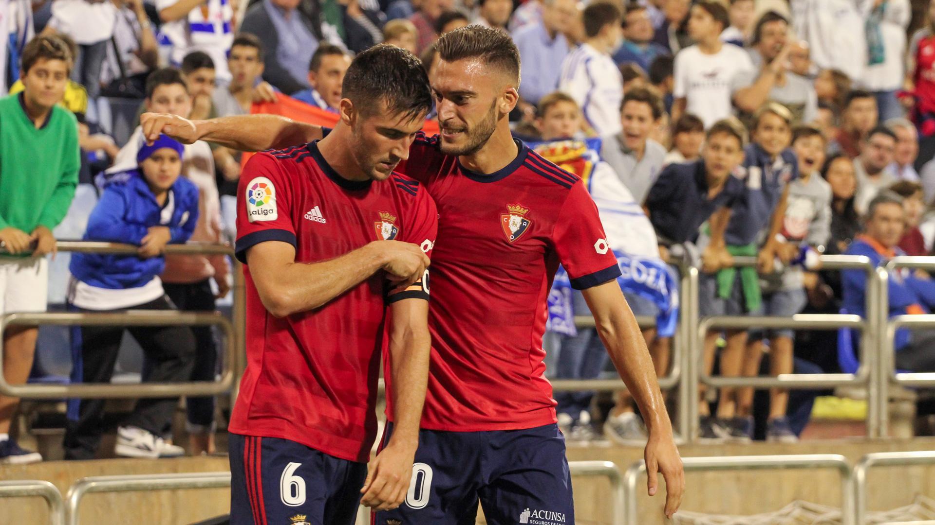 Oier y Roberto Torres celebran el gol del primero en La Romareda en el año 2017