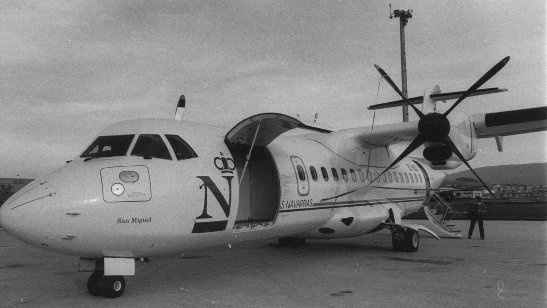 Un avión de Líneas Aéreas Navarra, empresa desaparecida en 1997