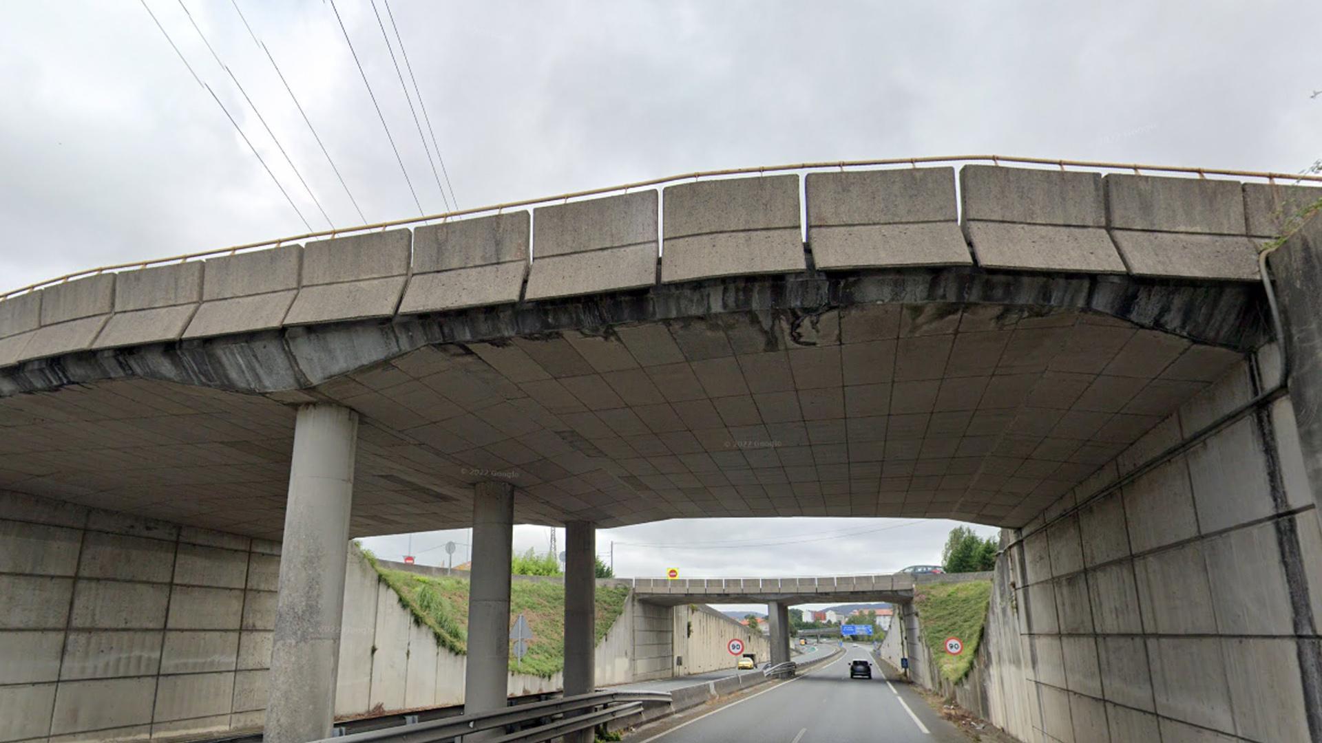 Puente de la FE-13 sobre la AP-9F en Ferrol