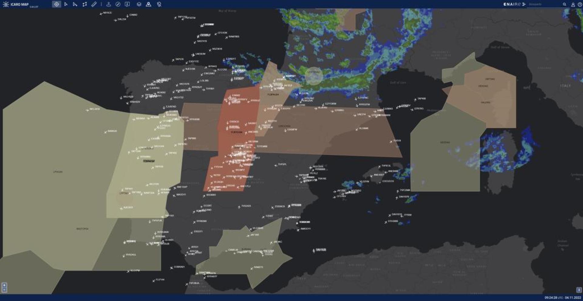 Imagen de las zonas aéreas afectadas por el cohete chino. En la imagen, la zona marcada con marrón clara que ya ha levantado las restricciones