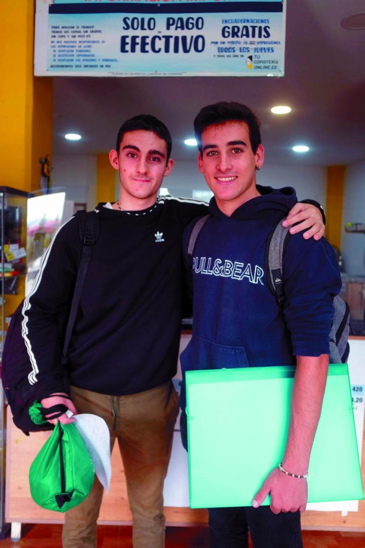 Lucas Gómez y Aimar Zulaika, estudiantes de 19 años de Ingeniería en la UPNA