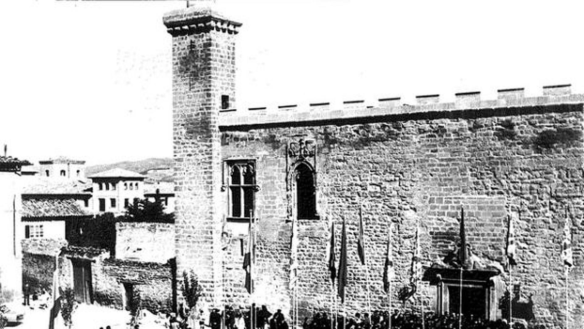 El parador de Olite, en su inauguración en 1966