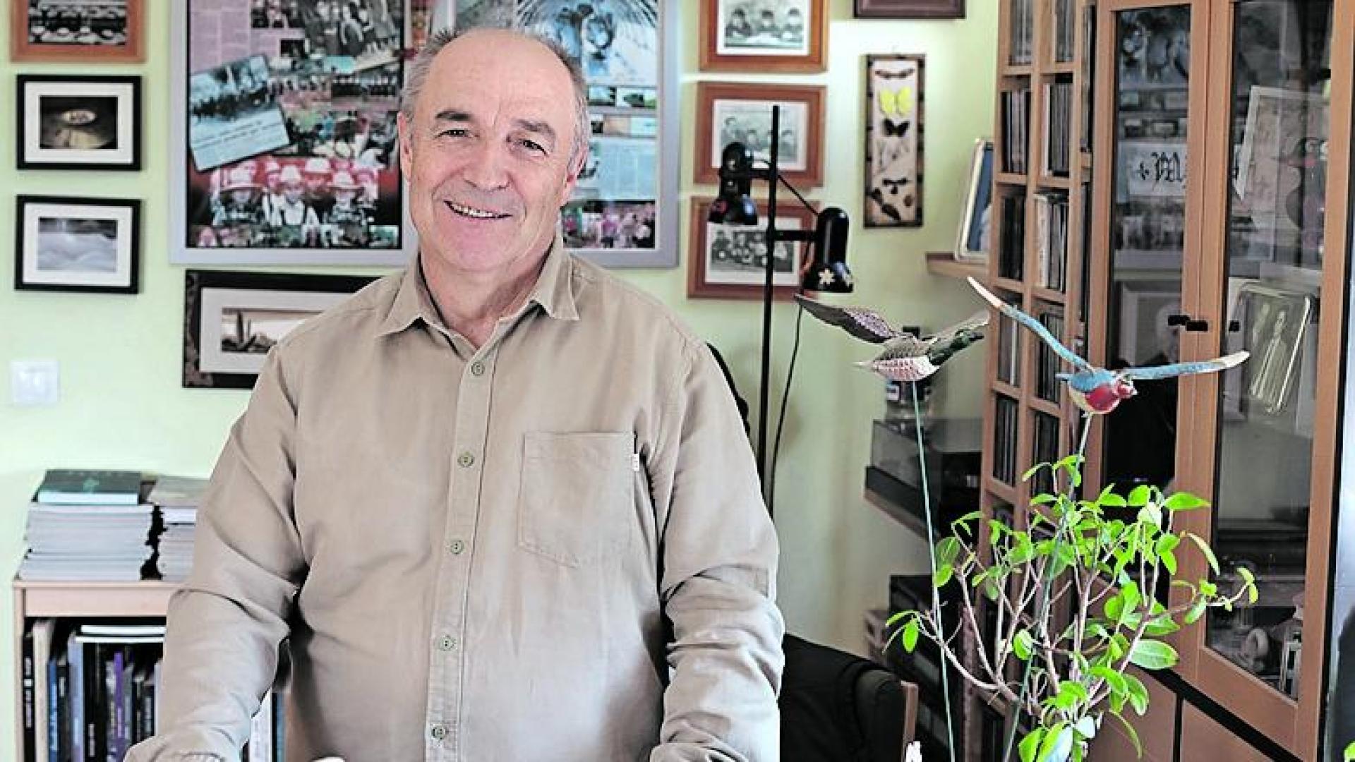El fotógrafo Miguel Bergasa en su lugar de trabajo, esta semana
