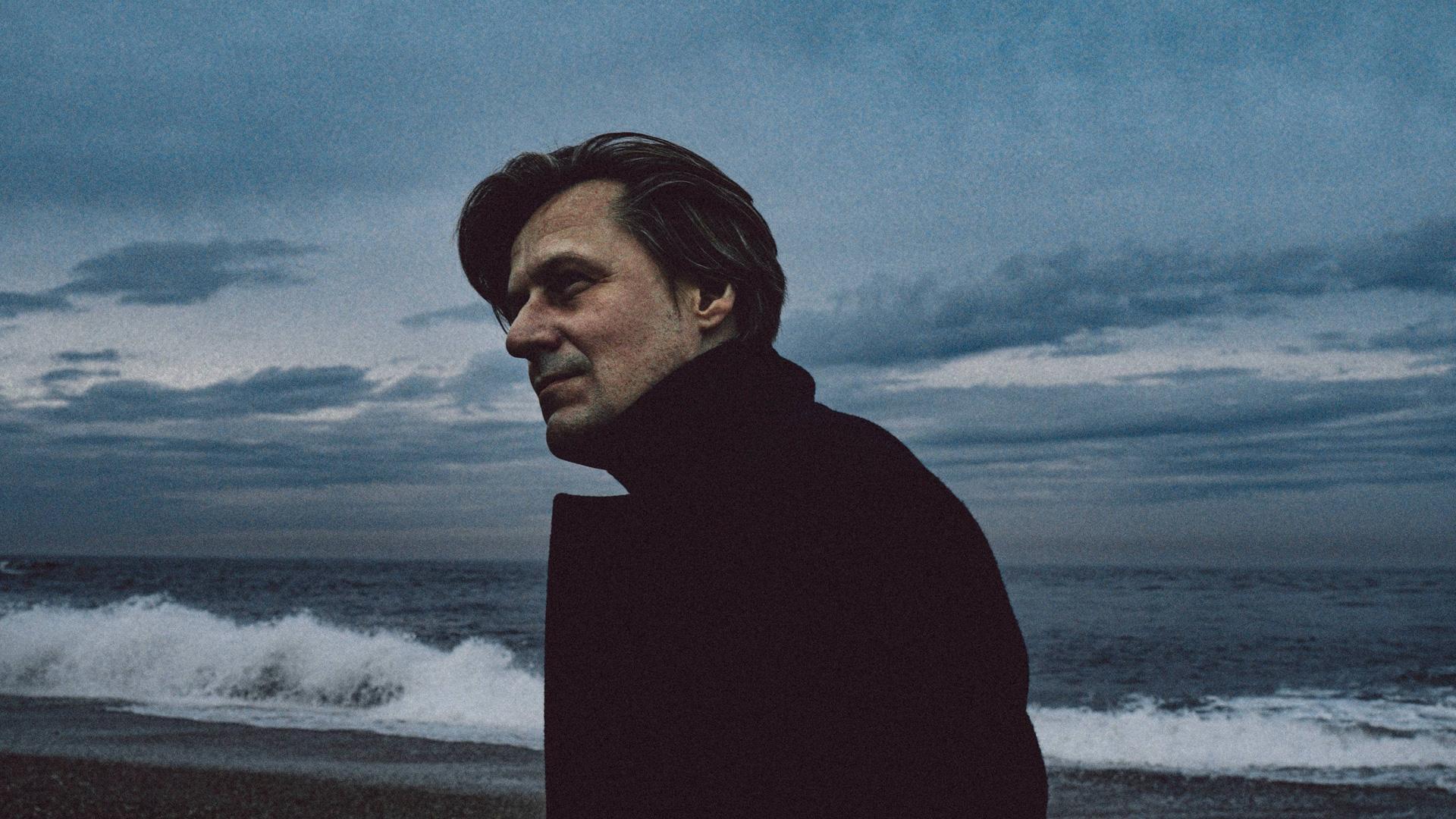 Nacho Vegas se abre en canal en cada canción de su último trabajo