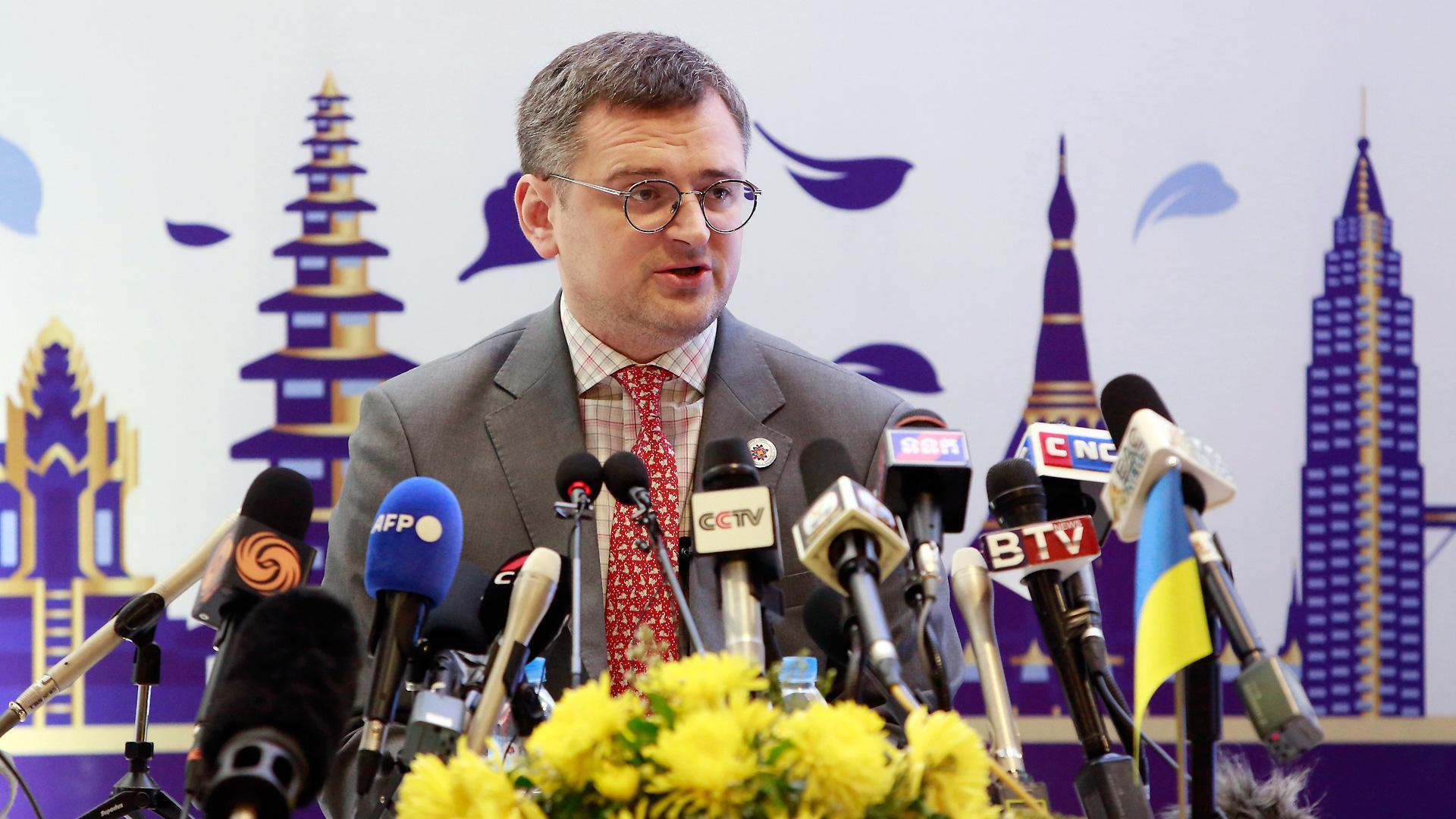 El ministro de Exteriores de Ucrania, Dmytro Kuleba, en la cumbre de la Asociación de Naciones del Sudeste Asiático (ASEAN)