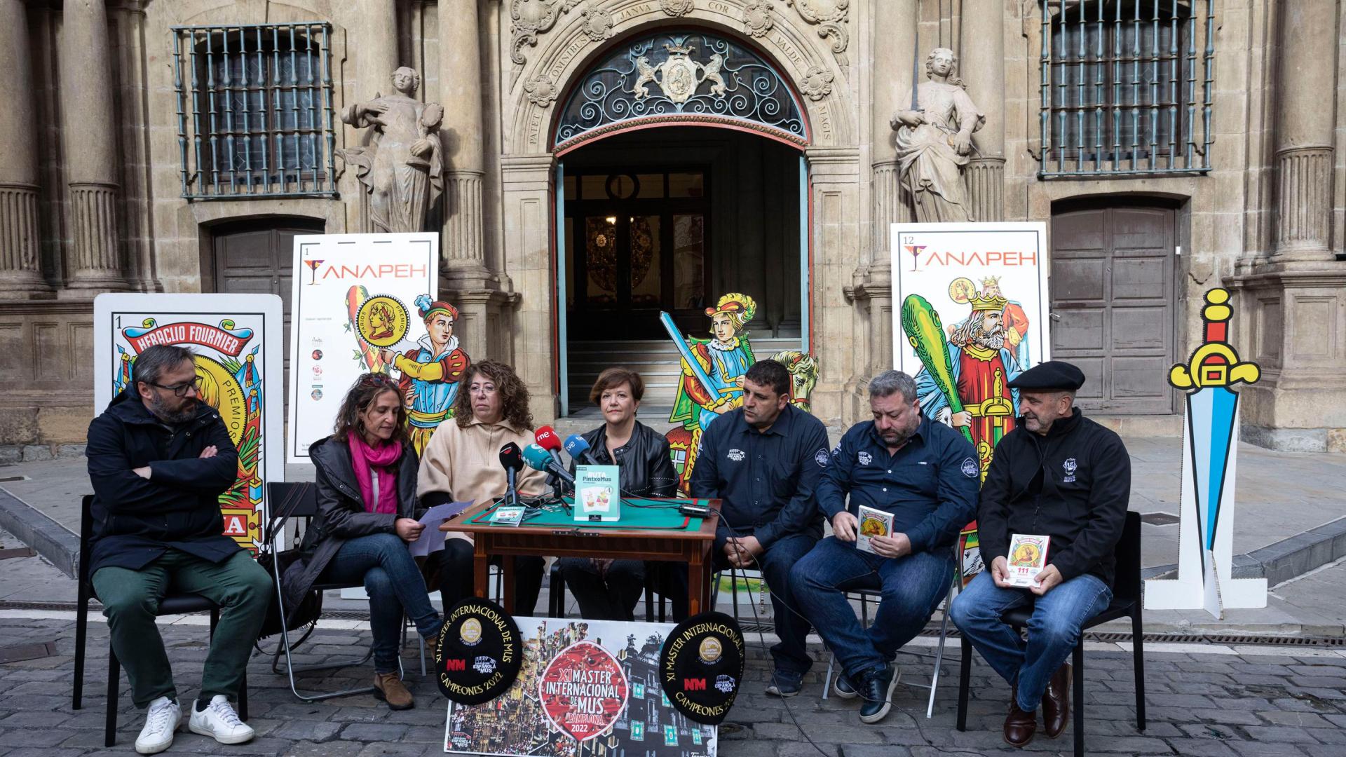 Presentación del evento en la Plaza Consistorial