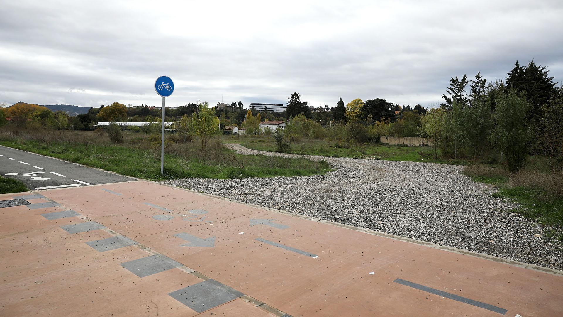 Terrenos donde irá el nuevo vial de La Magdalena con Txantrea Sur