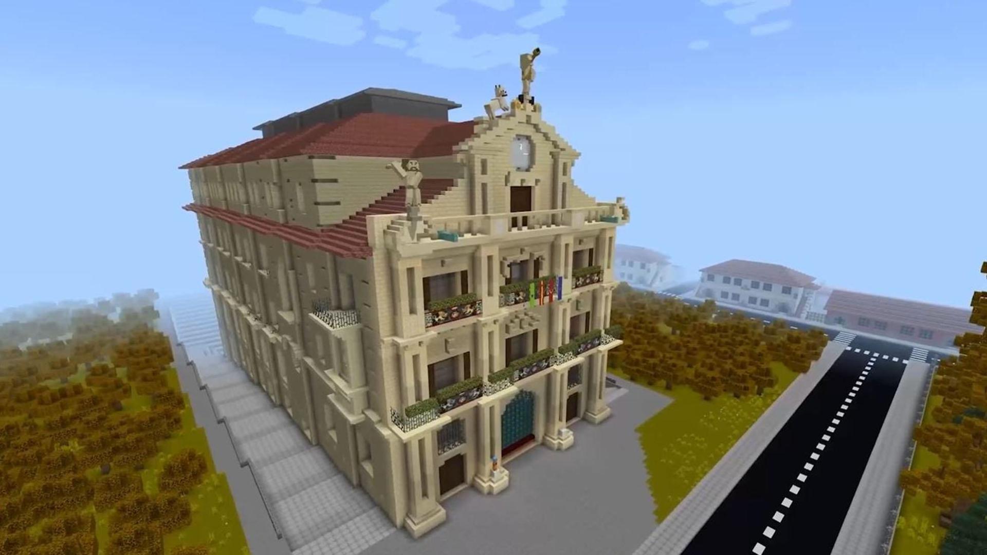 Dos de los menores y uno de los monitores, con ayuda del videojuego Minecraft, diseñan un barrio imaginario para COworkids