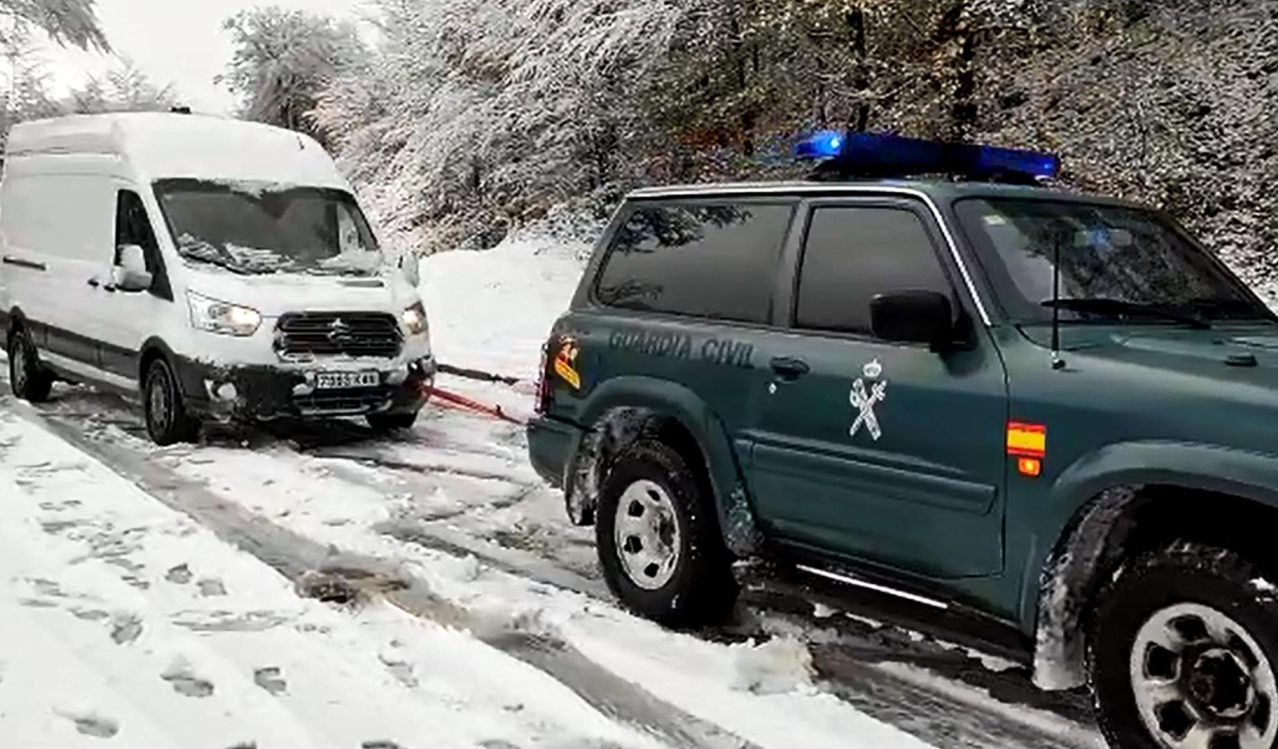 Vídeo con rescate de conductores en el Puerto de Ibañeta