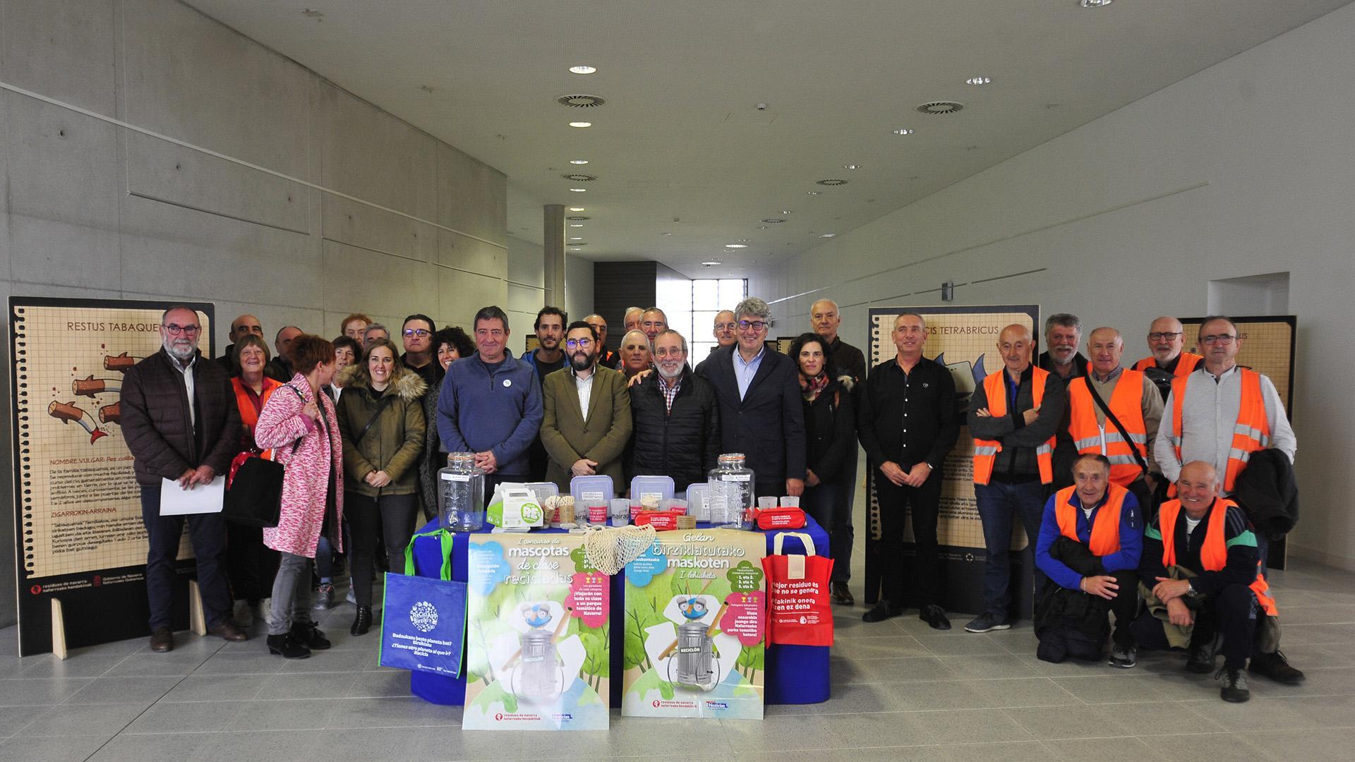 Representantes institucionales, municipales y personal voluntario en la presentación de la Semana Europea de la Prevención en Tafall
