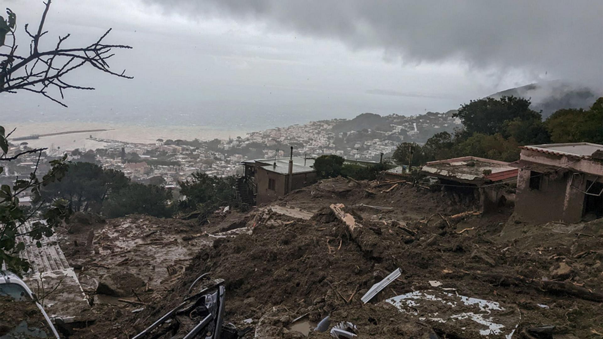 Área afectada por el corrimiento de tierras en Casamicciola, en la isla Ischia en el sur de Italia