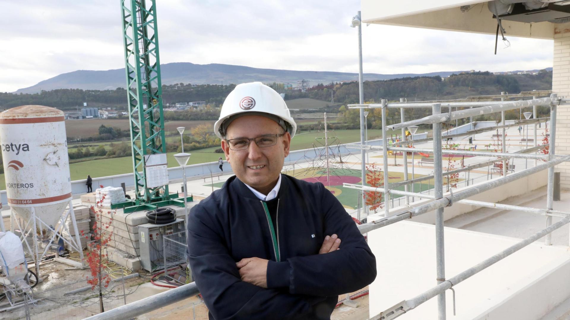 Bruno Sánchez Saiz-Ezquerra, en una de las obras en fase de ejecución por Erro y Eugui S.A.