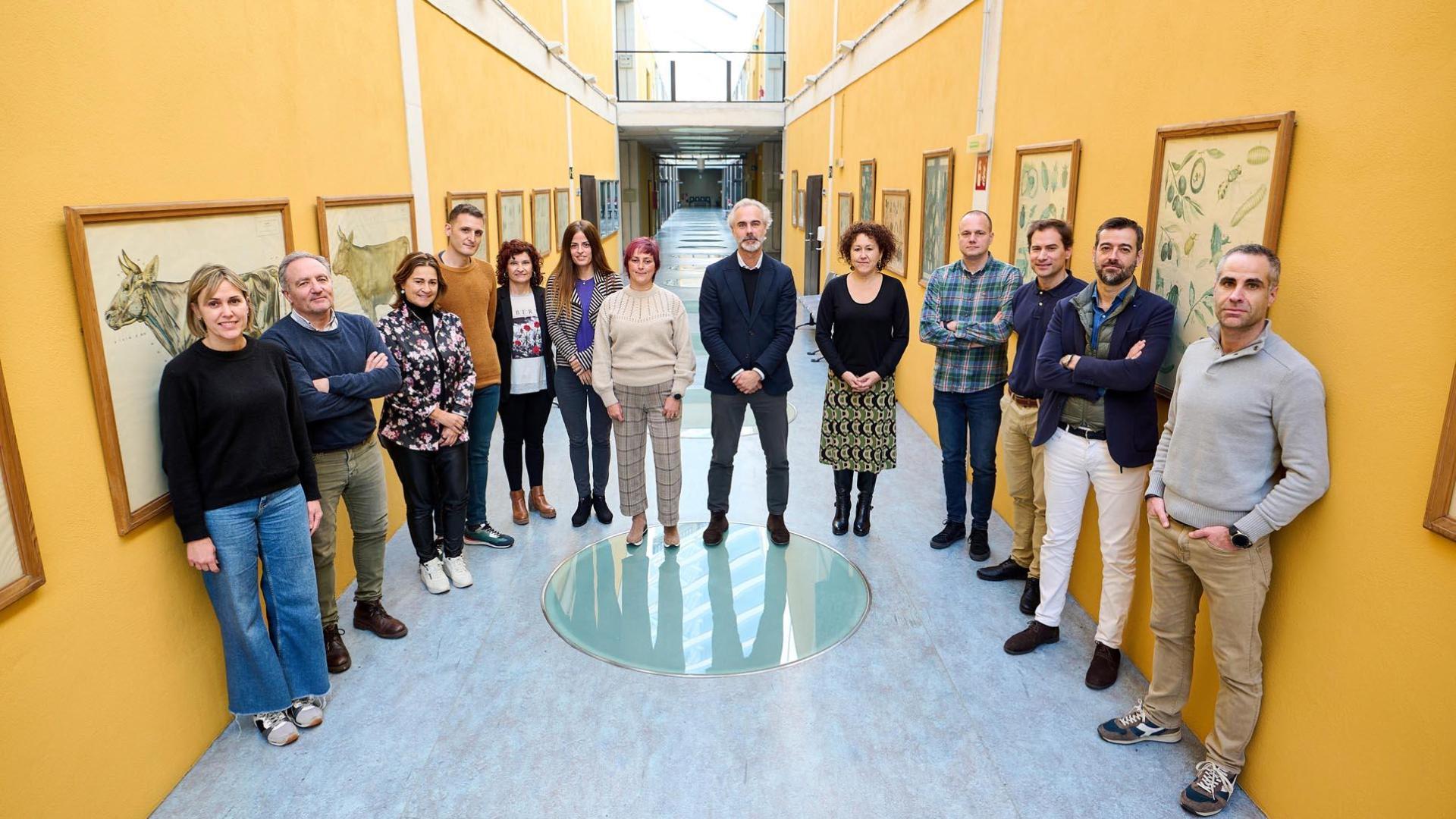 Asistentes al encuentro organizado por la UPNA