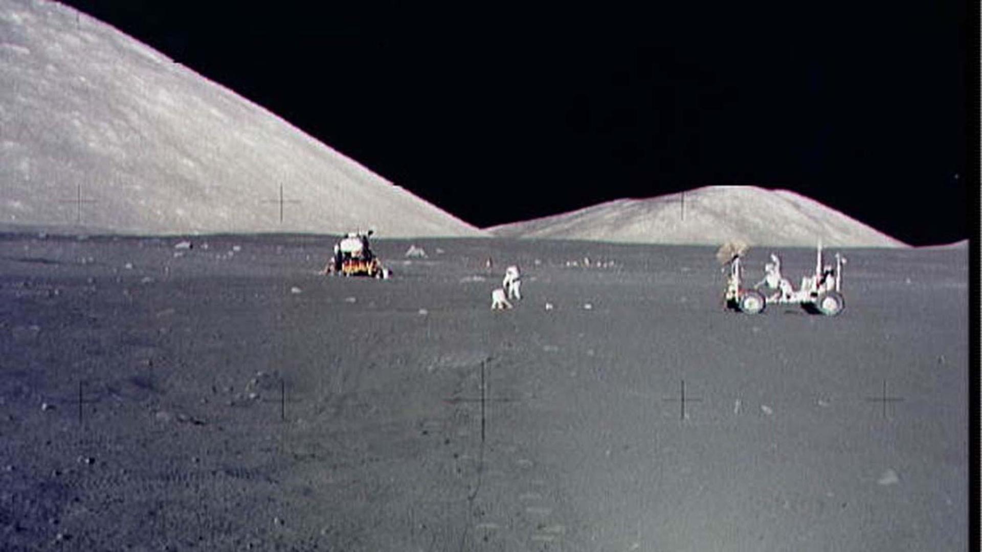 El paseo lunar de los astronautas Cernan y Schmitt