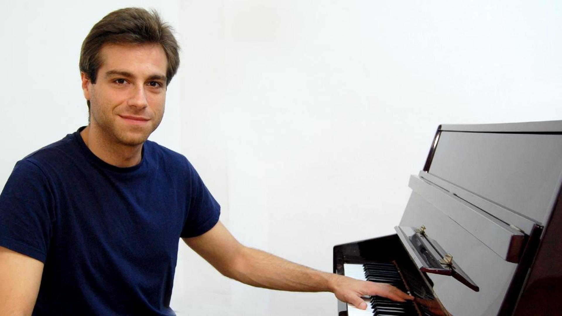 Daniel Amatrian ofrecerá esta tarde un concierto en el Hotel Tres Reyes de Pamplona.