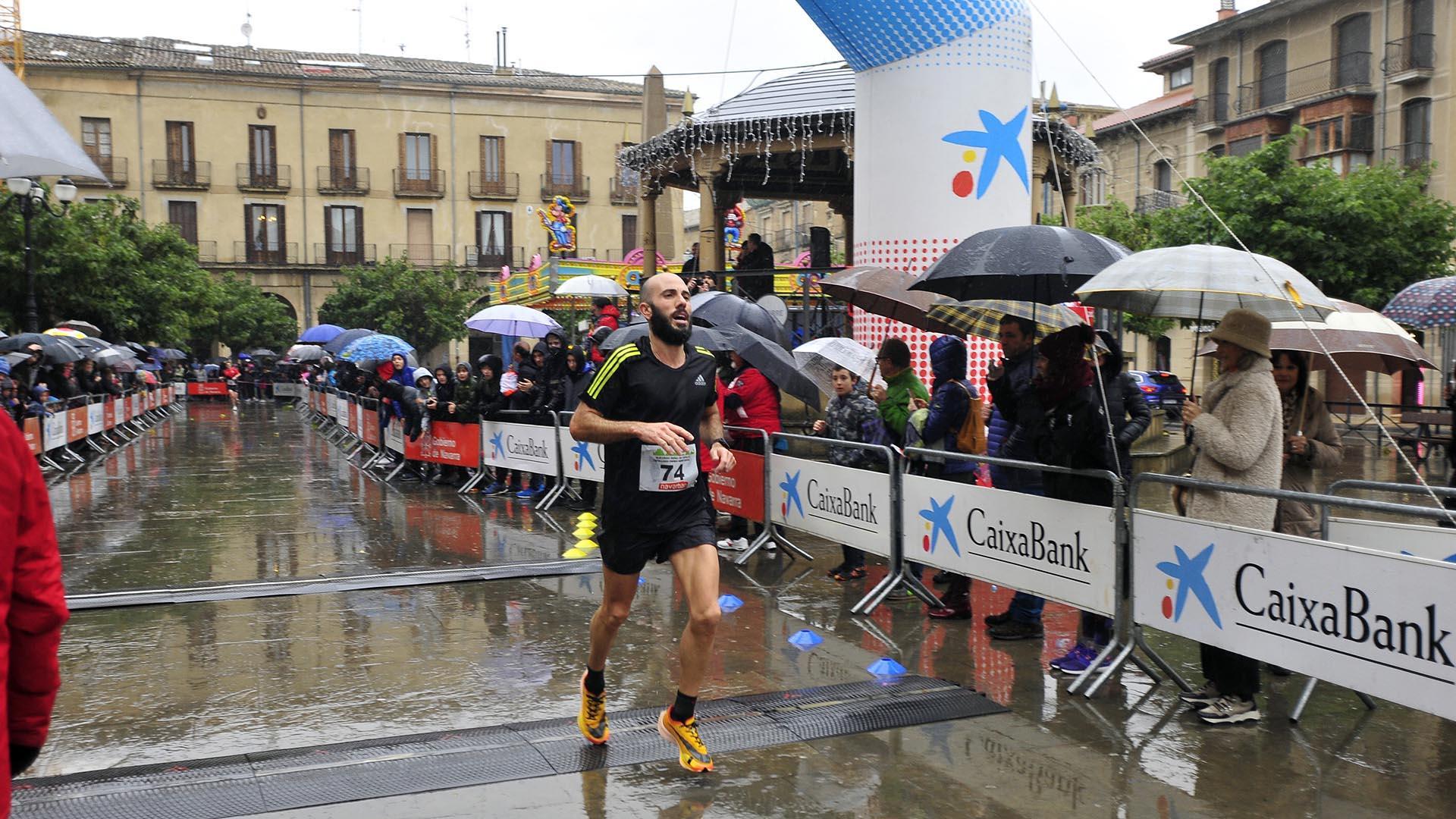 Fotos del XLIII Cross de las Peñas de Tafalla./