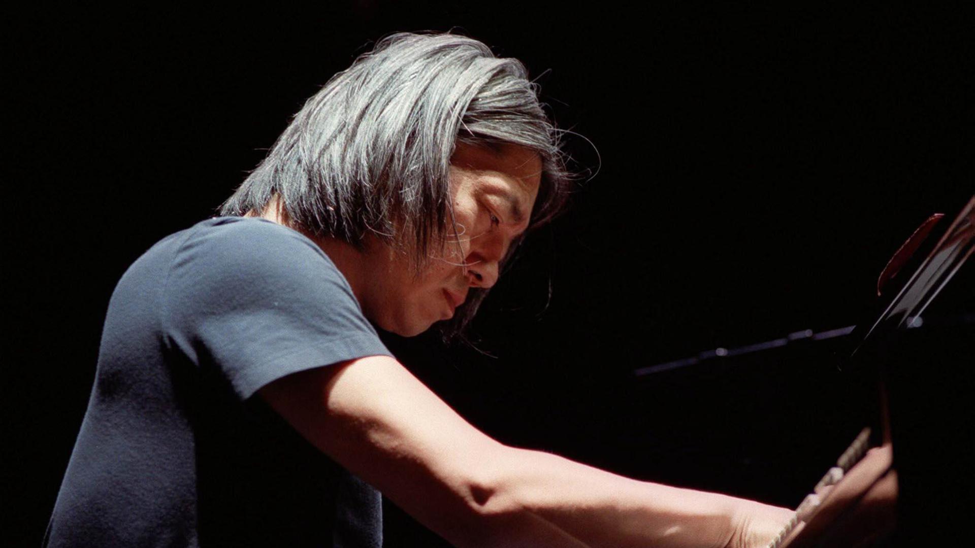 Ryuichi Sakamoto, en un concierto en Madrid en 2000