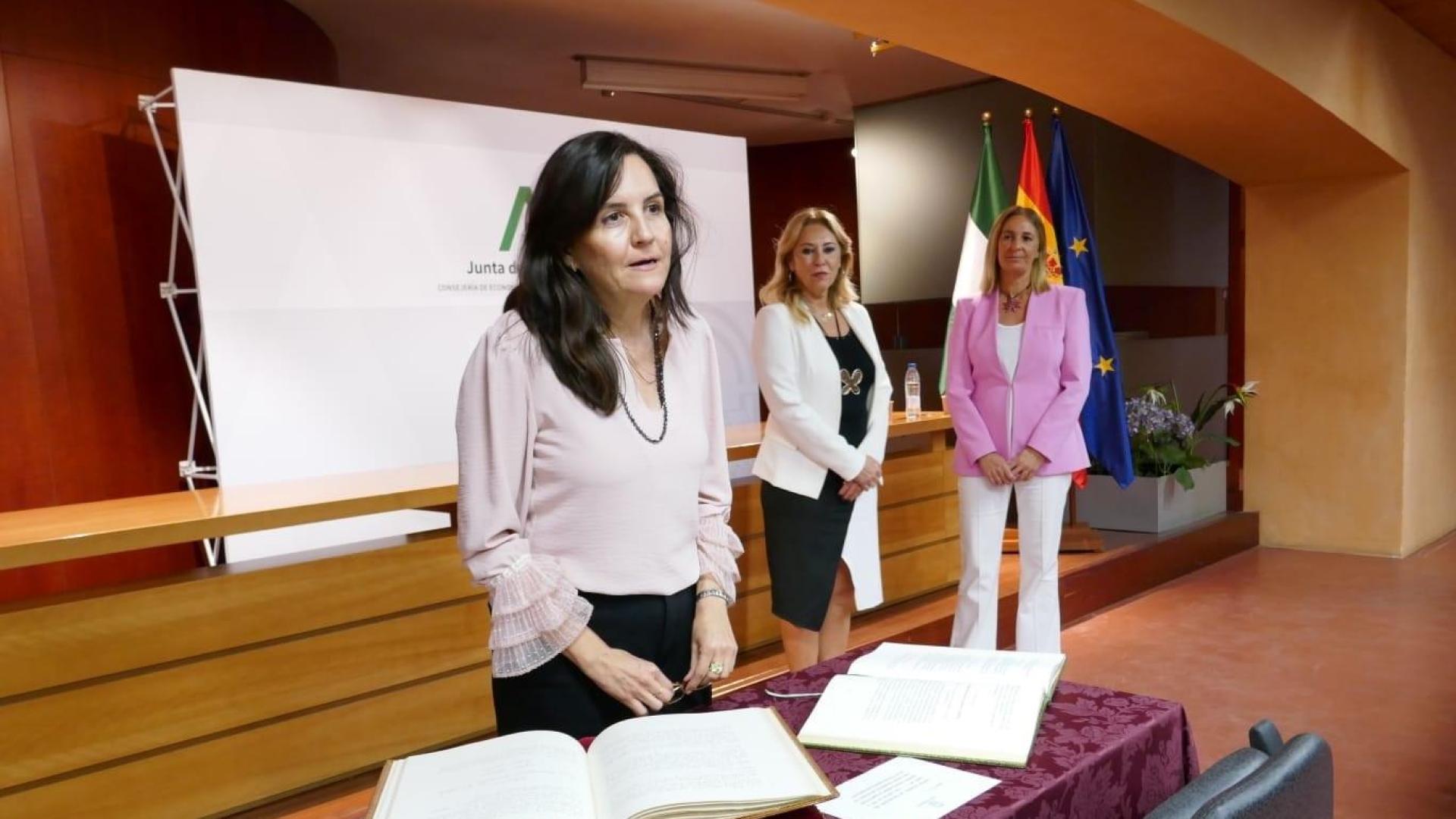Esperanza Nieto Lobato, directora de Planificación Económica y Financiera de la Junta de Andalucía

TWITTER JUANMA MORENO

11/12/2022