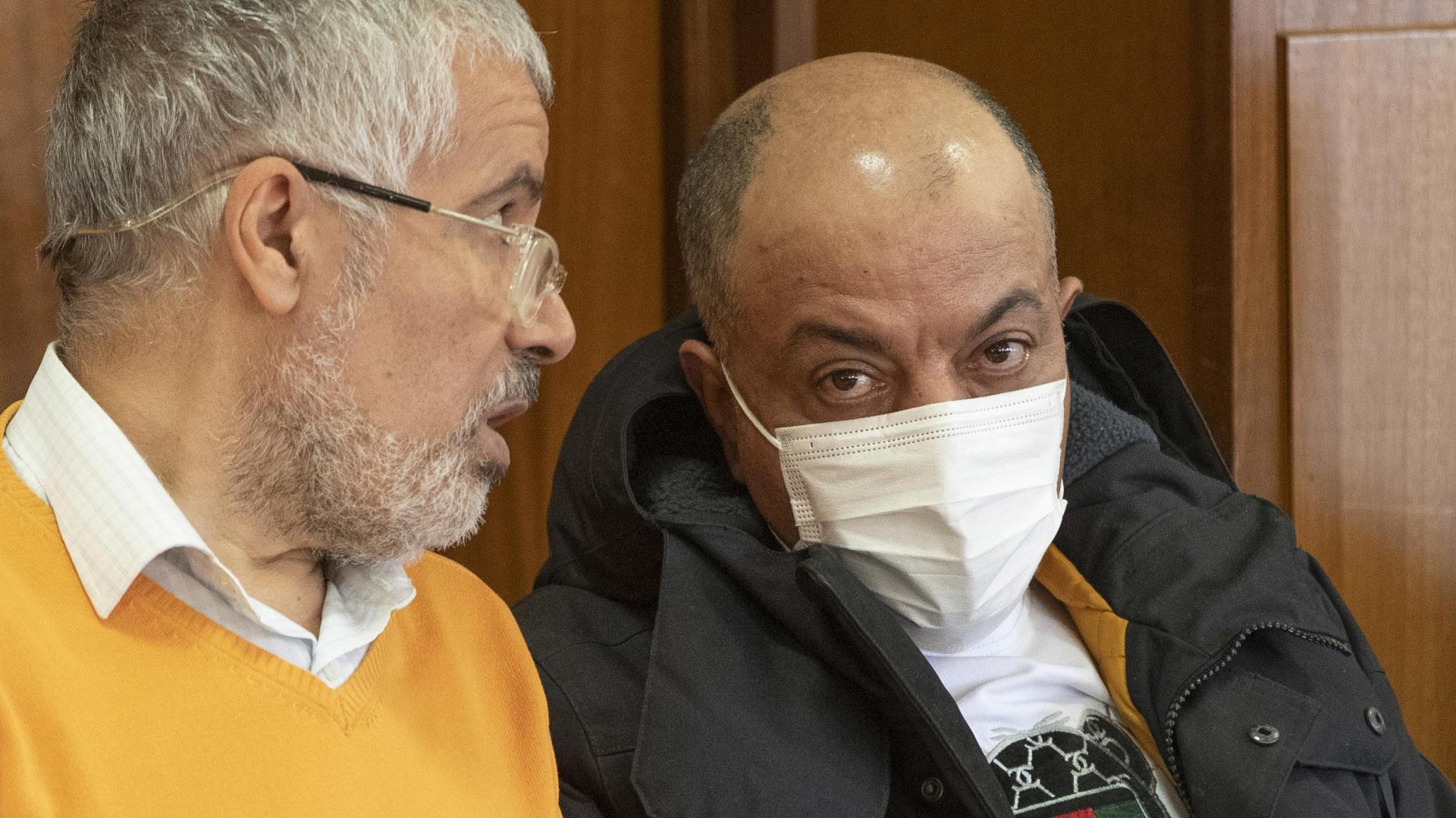 El hombre de nacionalidad marroquí de 49 años acusado de asesinar a su mujer en Águilas el 29 de agosto de 2020, durante un momento de la primera sesión del juicio con jurado en el que el fiscal pide 26 años de prisión