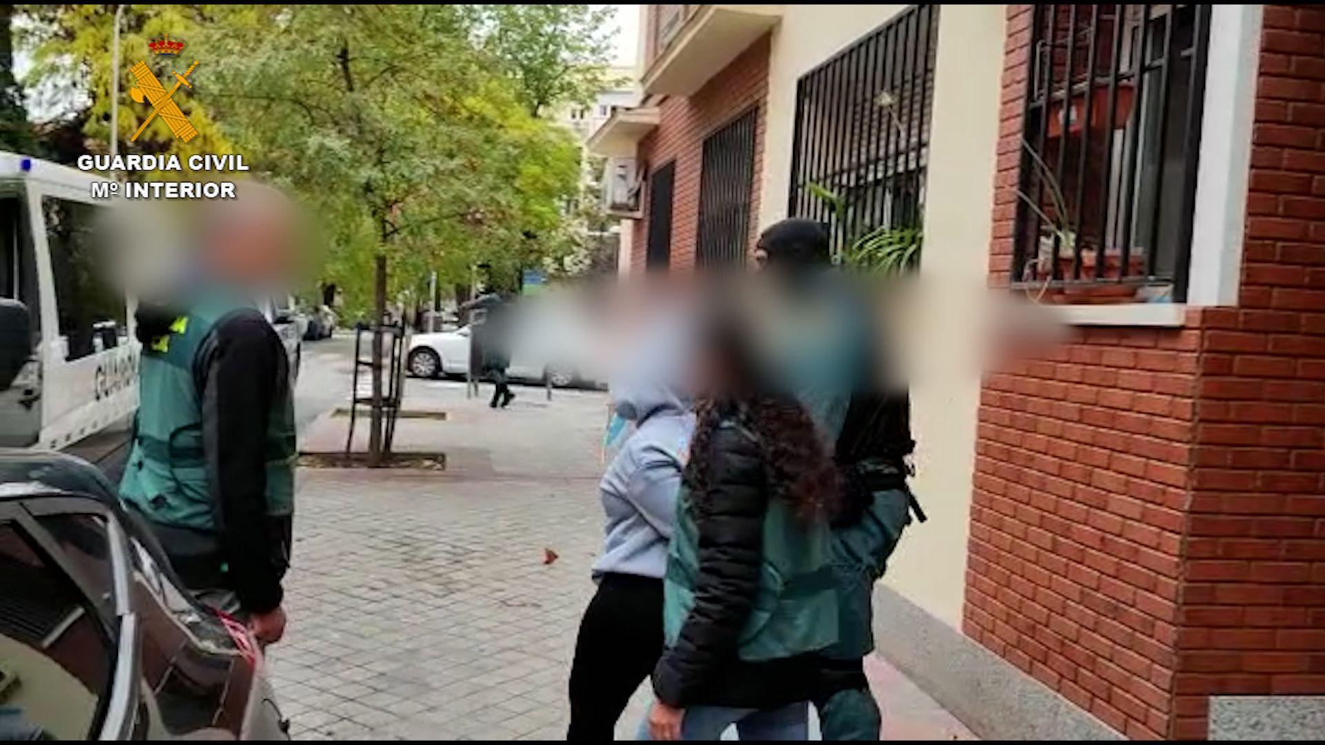 Los detenidos extorsionaban a personas de Huesca, Madrid y Almería, entre otras provincias