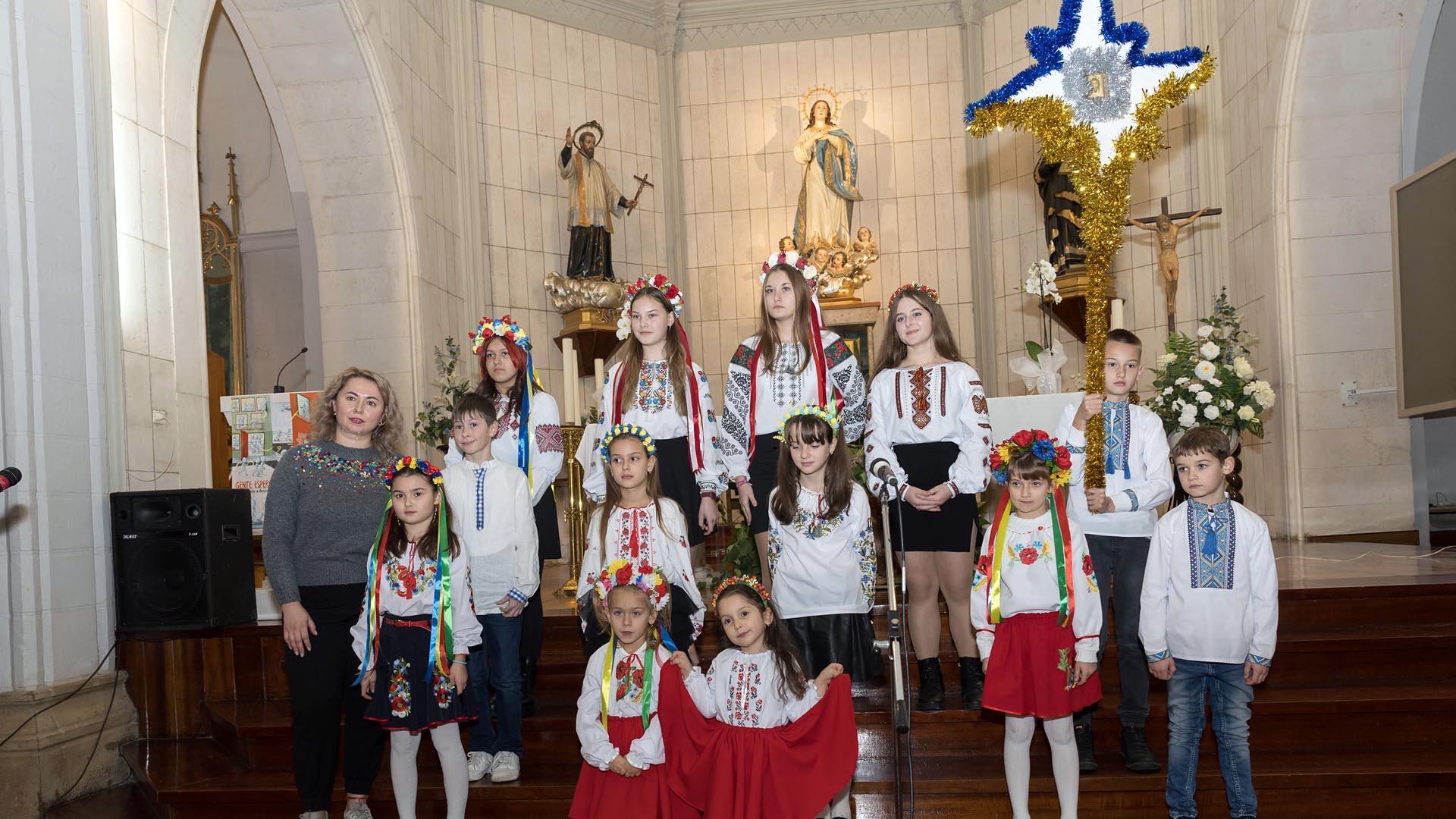 Vídeo con coro de niños ucranianos cantando villancicos en Tudela